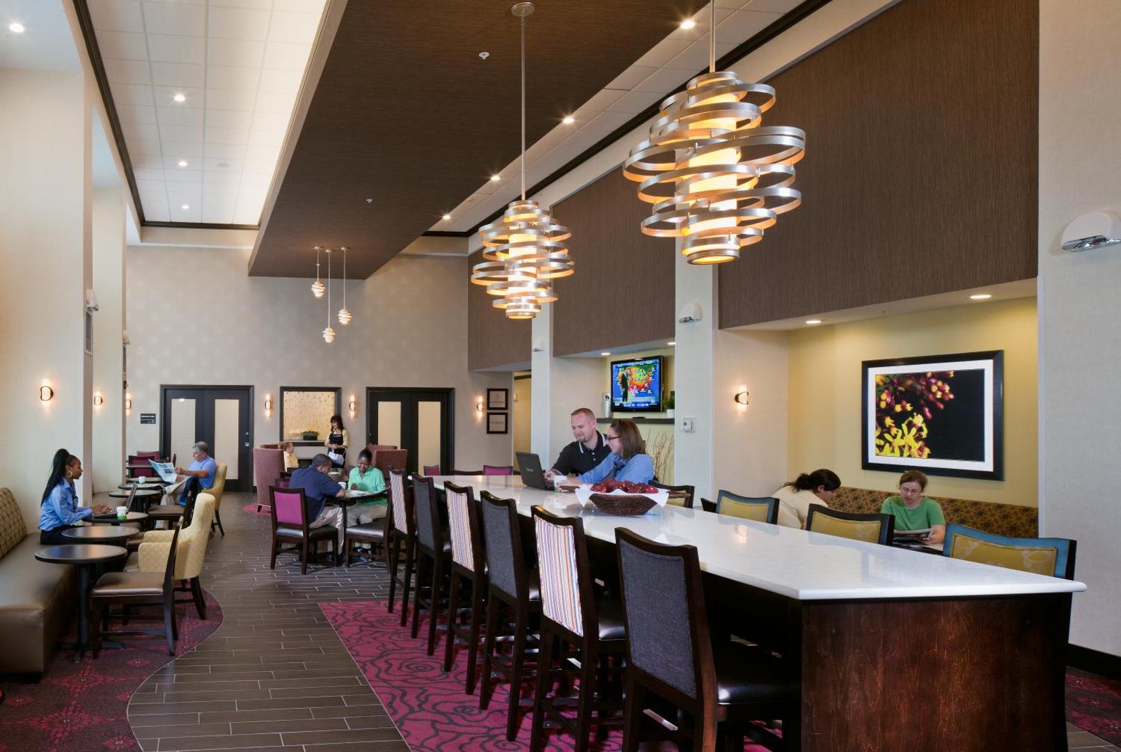 Hampton Inn & Suites Saginaw Hampton Inn & Suites Saginaw