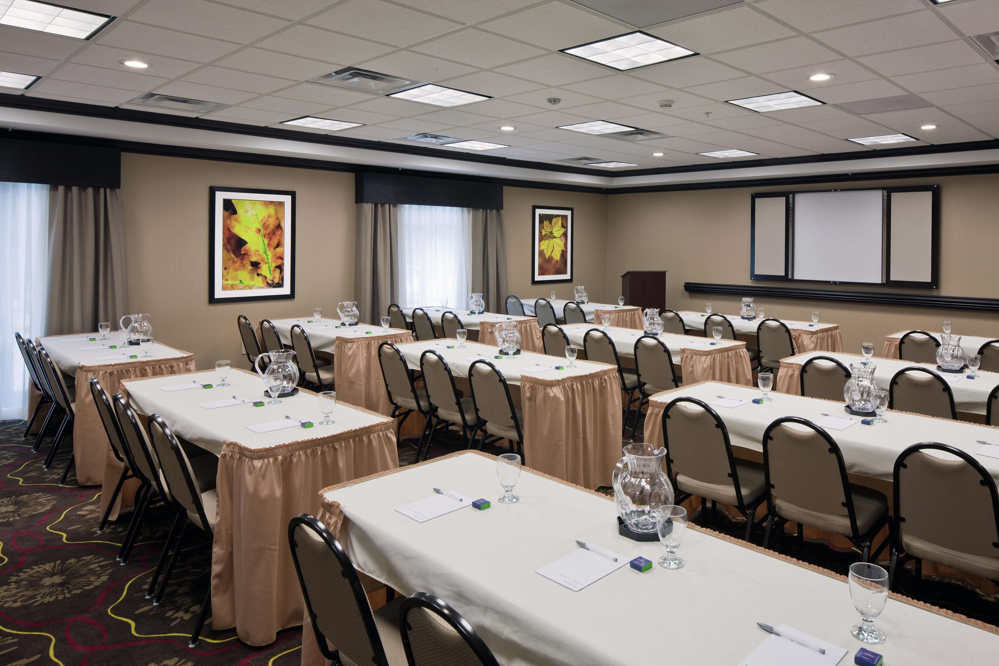 Hampton Inn & Suites Saginaw Hampton Inn & Suites Saginaw