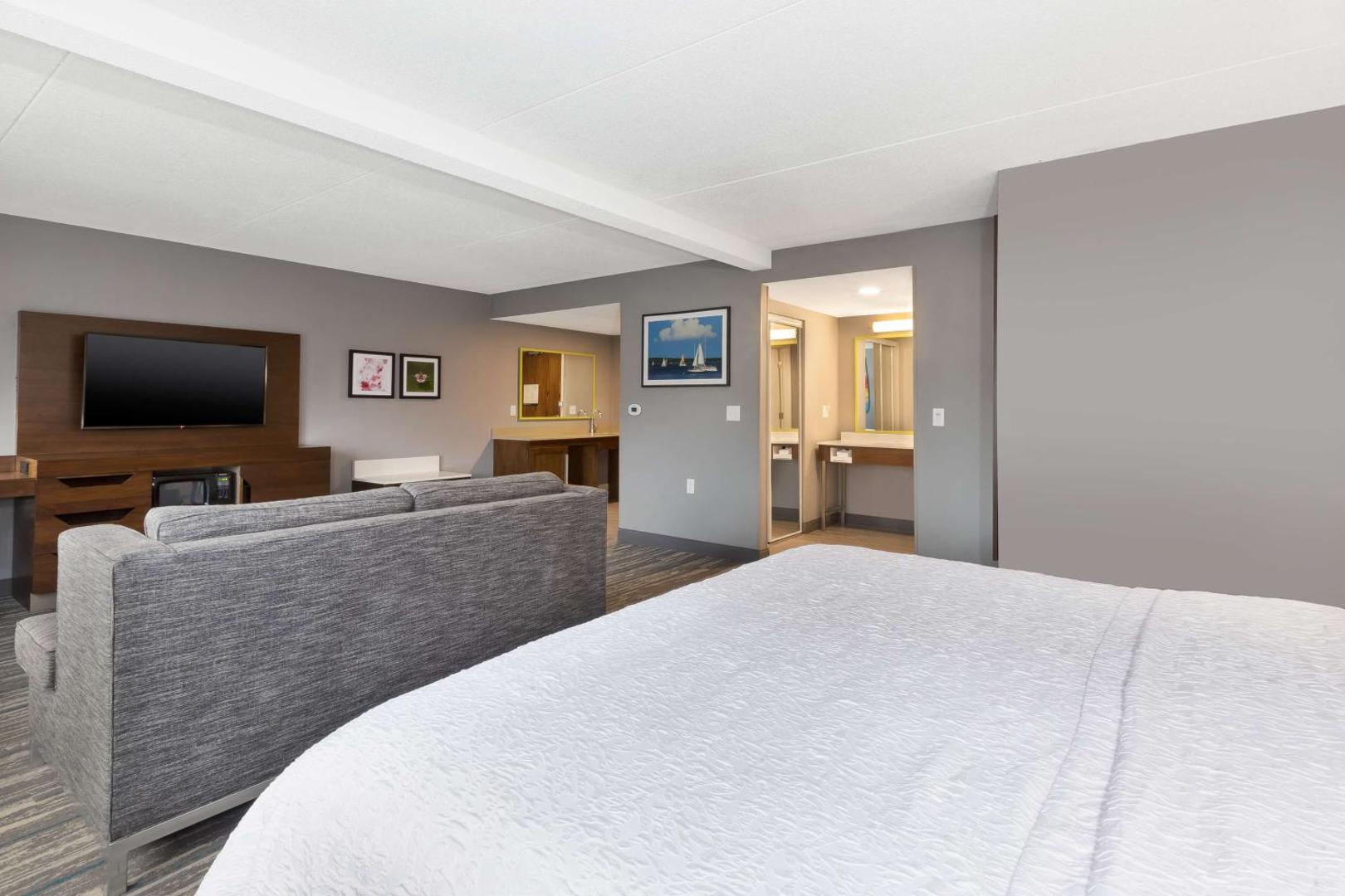 Hampton Inn Traverse City Hampton Inn Traverse City