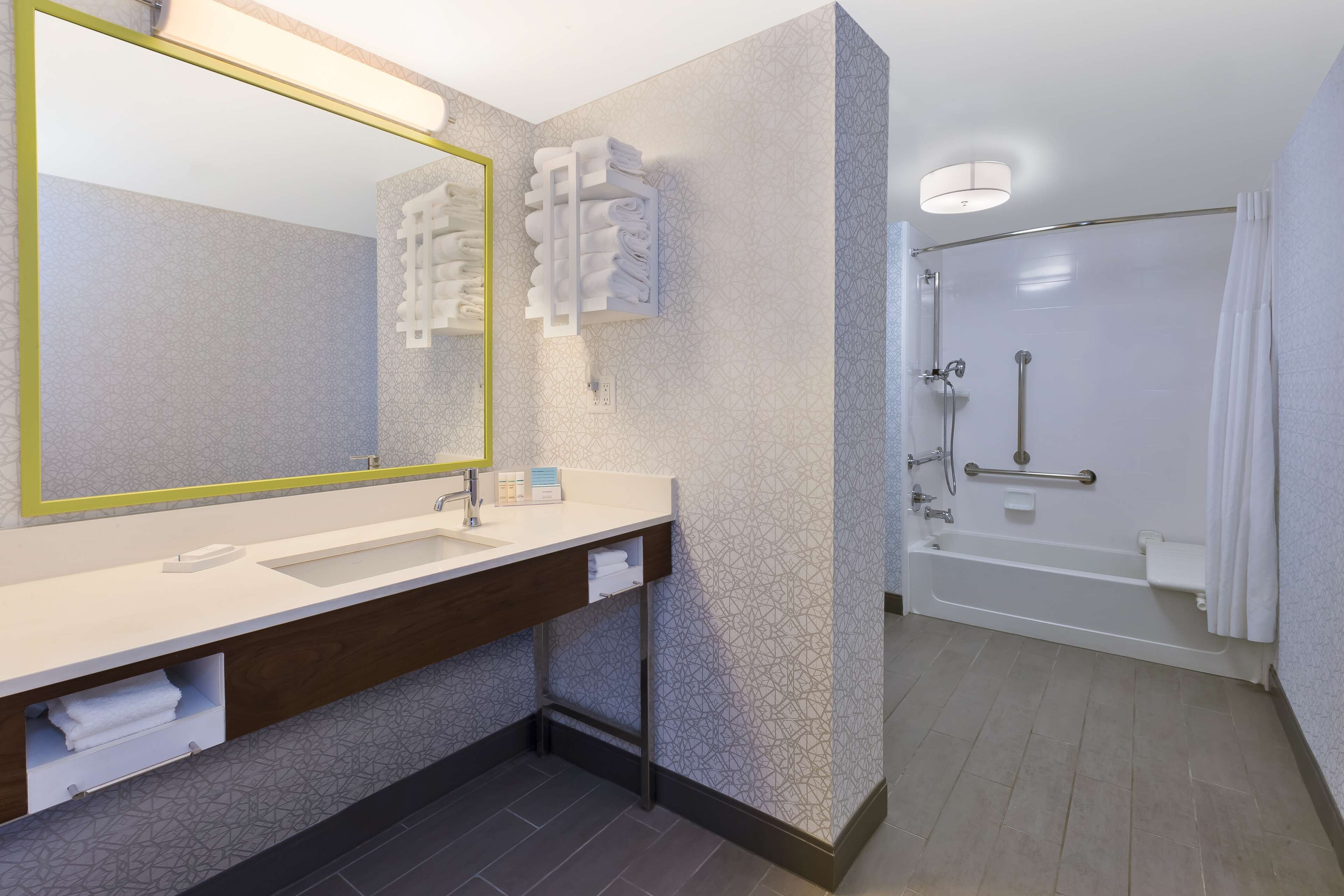 Hampton Inn Traverse City Hampton Inn Traverse City
