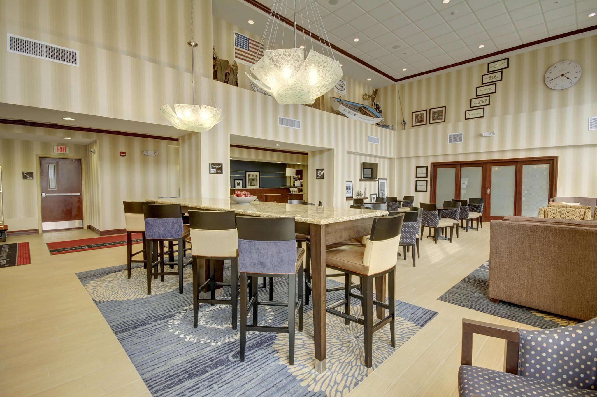 Hampton Inn & Suites Alexandria Hampton Inn & Suites Alexandria