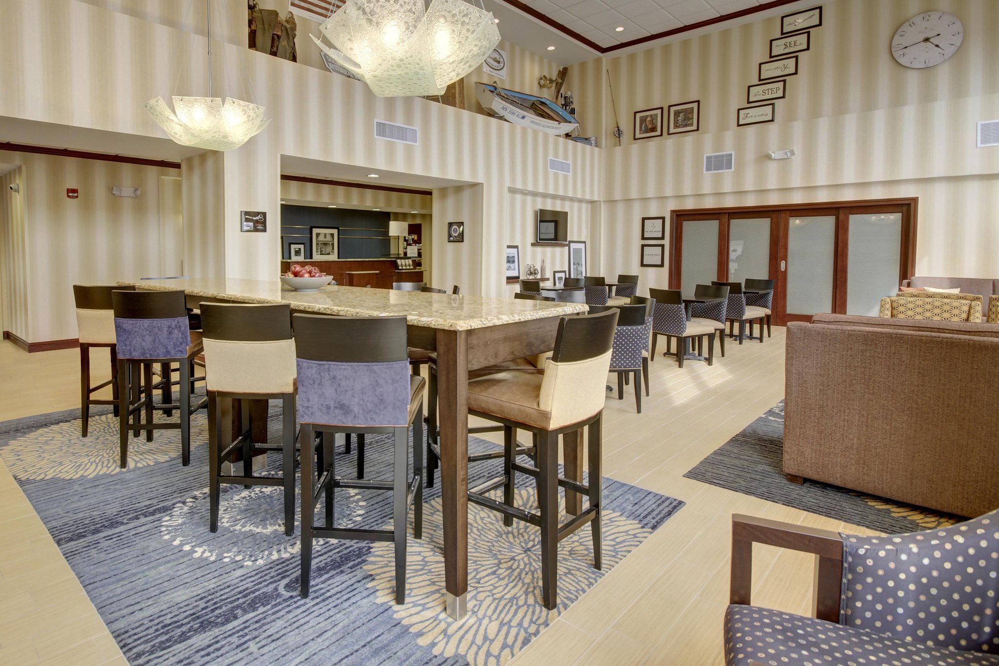 Hampton Inn & Suites Alexandria Hampton Inn & Suites Alexandria