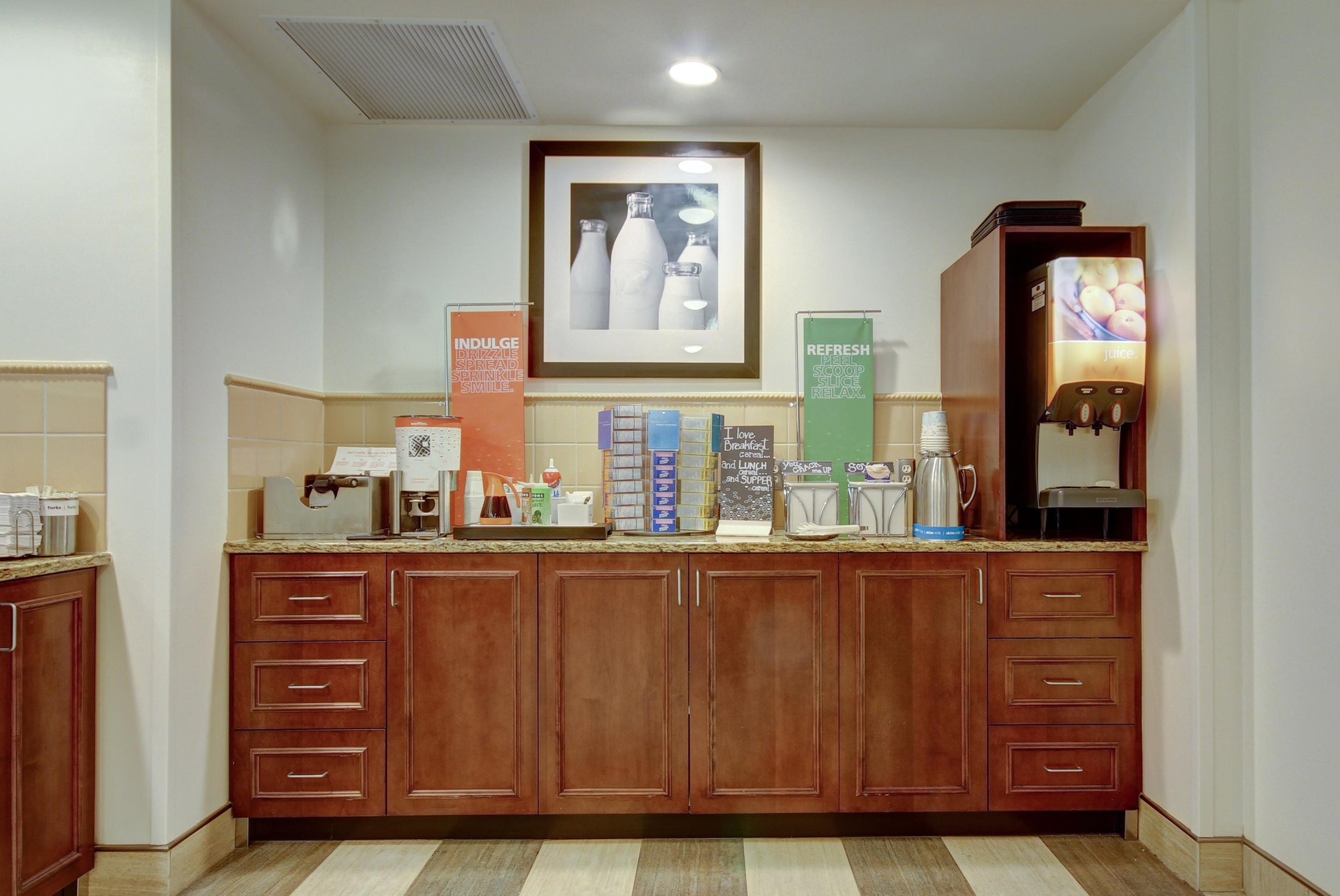 Hampton Inn & Suites Alexandria Hampton Inn & Suites Alexandria