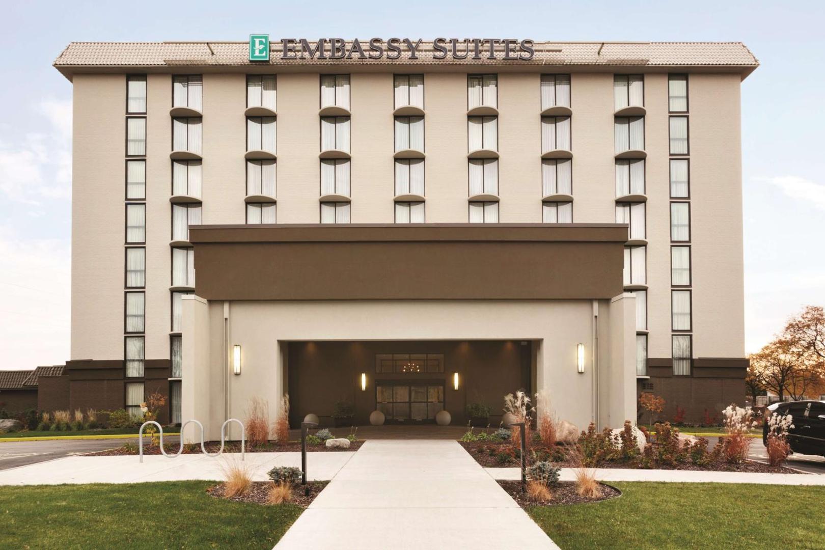 Embassy Suites Bloomington Embassy Suites Bloomington