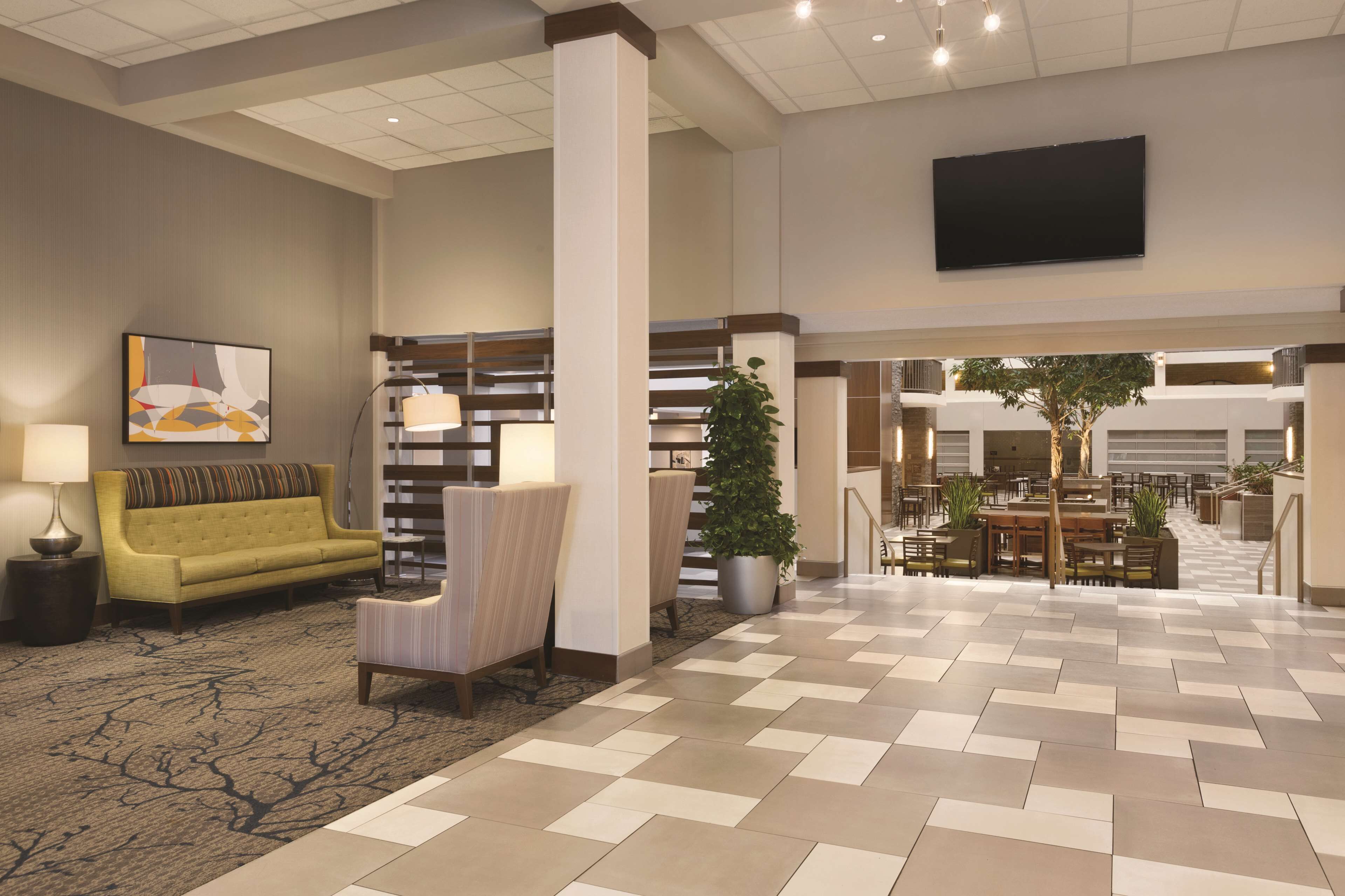 Embassy Suites Bloomington Embassy Suites Bloomington