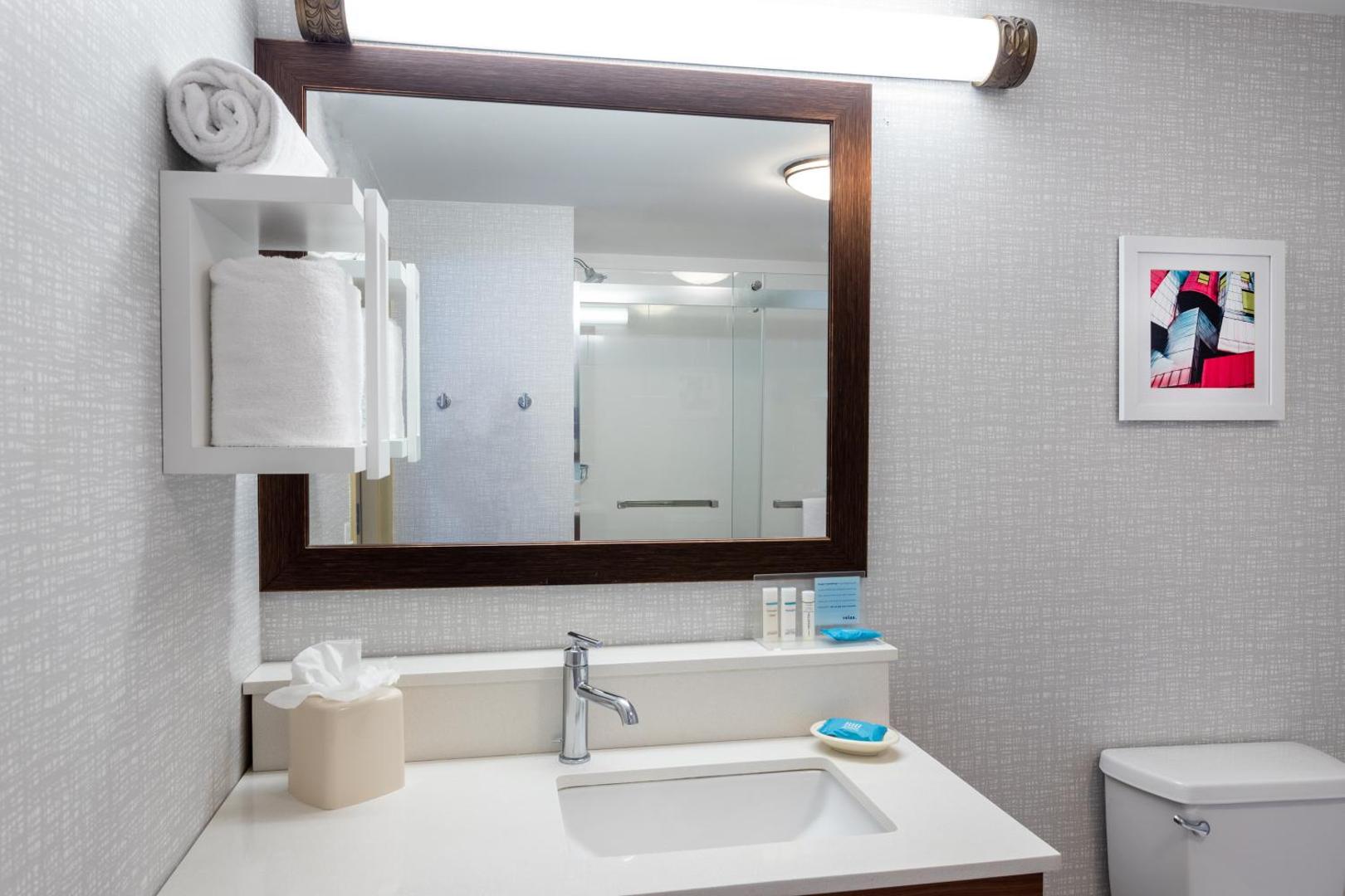Hampton Inn & Suites Minneapolis St. Paul Airport-Mall of America Hampton Inn & Suites Minneapolis St. Paul Airport-Mall of America