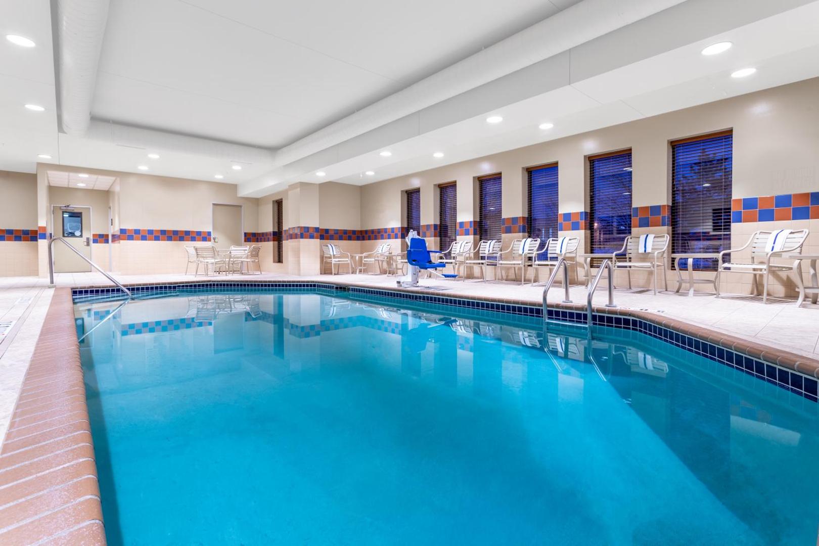 Hampton Inn & Suites Minneapolis St. Paul Airport-Mall of America Hampton Inn & Suites Minneapolis St. Paul Airport-Mall of America