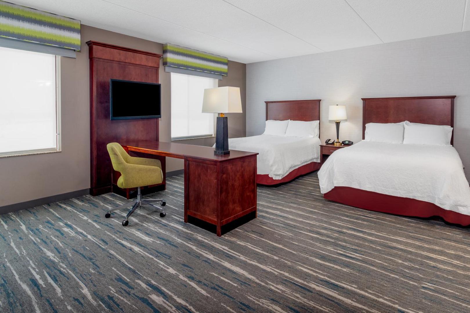 Hampton Inn & Suites Minneapolis St. Paul Airport-Mall of America Hampton Inn & Suites Minneapolis St. Paul Airport-Mall of America