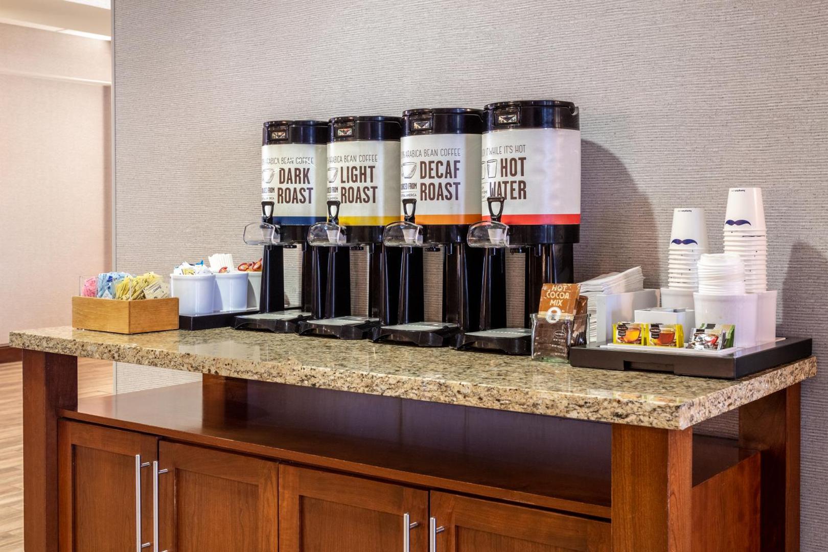 Hampton Inn & Suites Minneapolis St. Paul Airport-Mall of America Hampton Inn & Suites Minneapolis St. Paul Airport-Mall of America