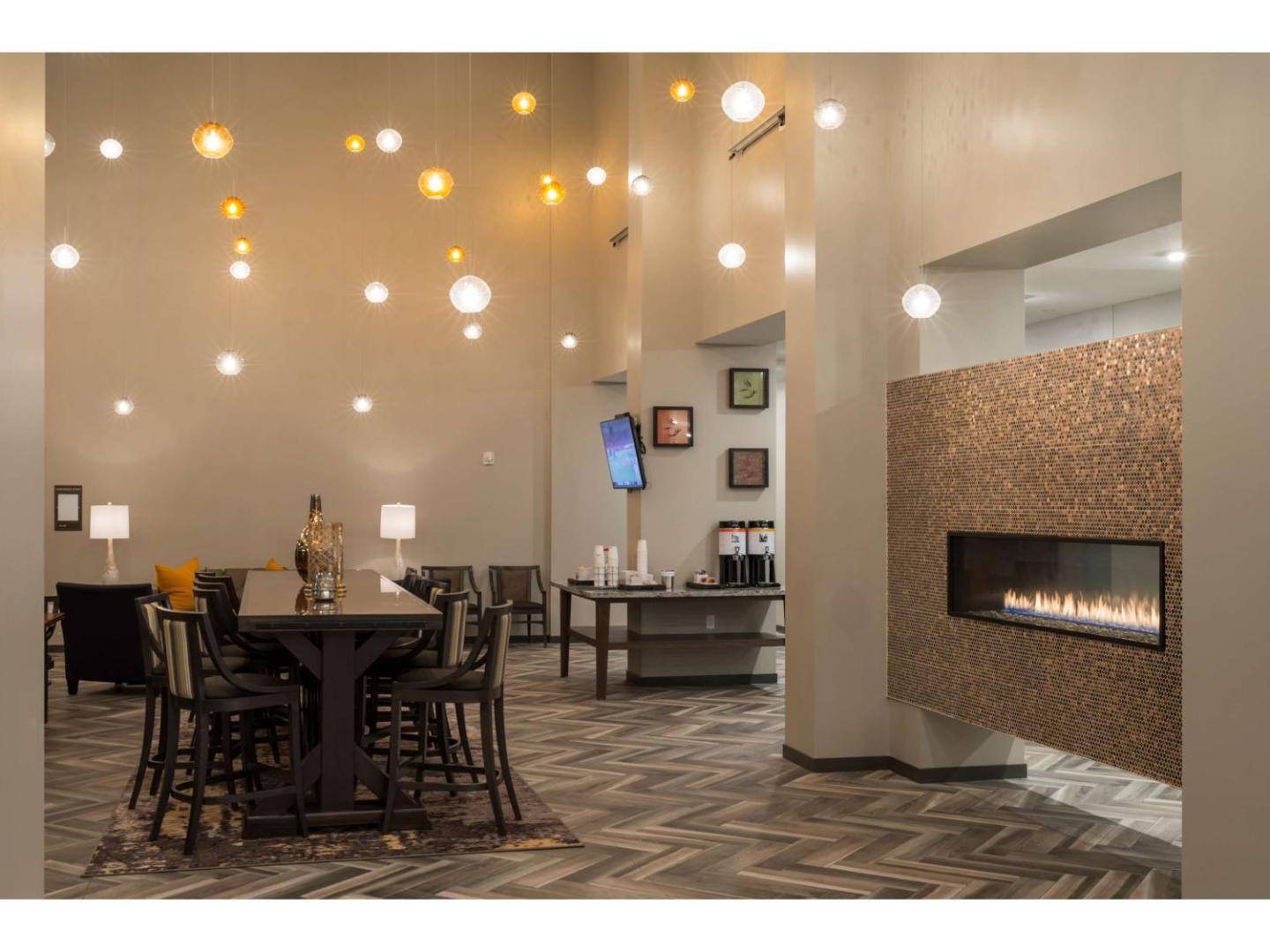 Hampton Inn & Suites Minneapolis University Area Hampton Inn & Suites Minneapolis University Area