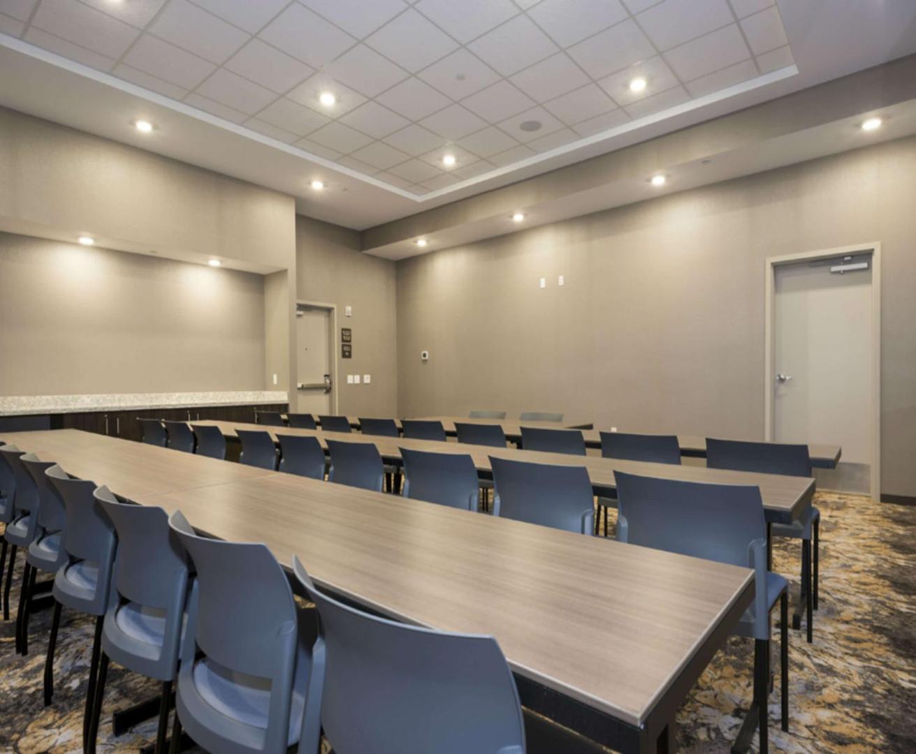 Hampton Inn & Suites Minneapolis University Area Hampton Inn & Suites Minneapolis University Area