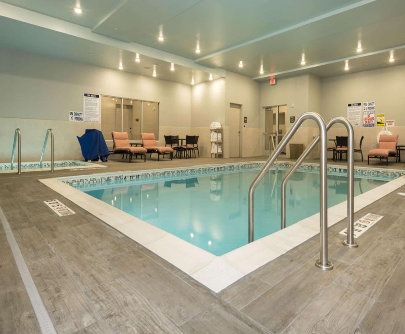 Hampton Inn & Suites Minneapolis University Area Hampton Inn & Suites Minneapolis University Area