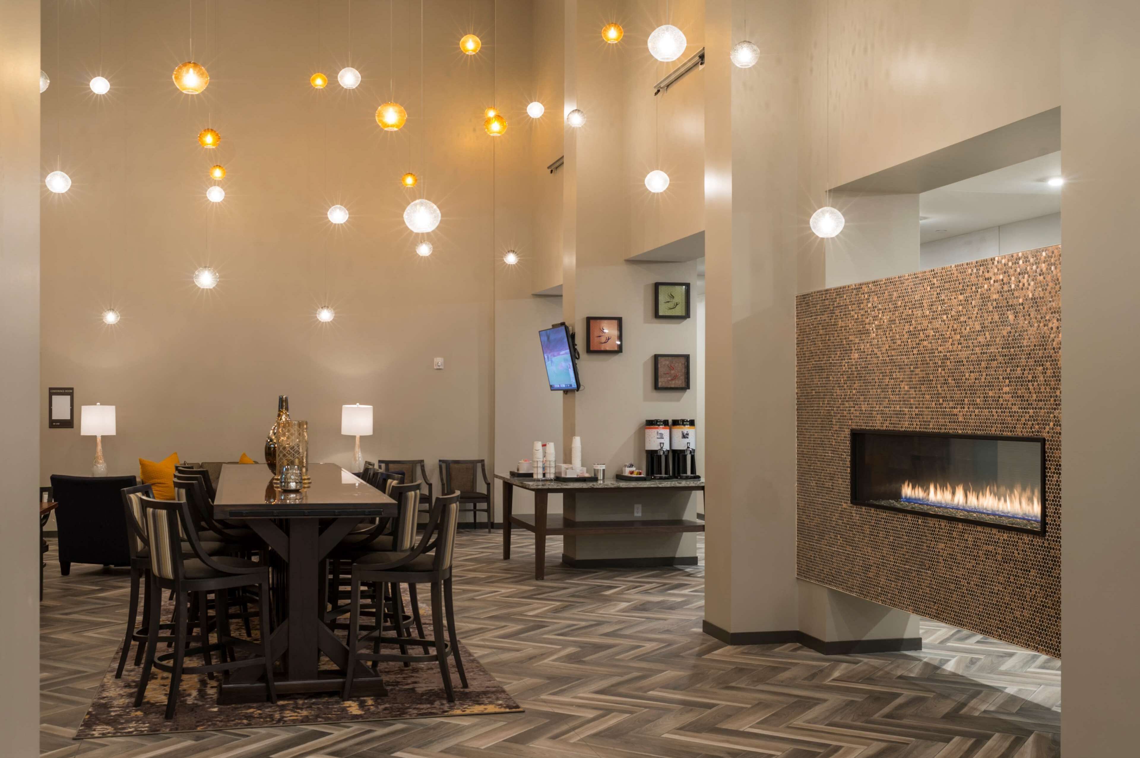Hampton Inn & Suites Minneapolis University Area Hampton Inn & Suites Minneapolis University Area
