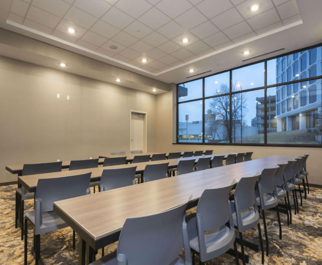 Hampton Inn & Suites Minneapolis University Area Hampton Inn & Suites Minneapolis University Area