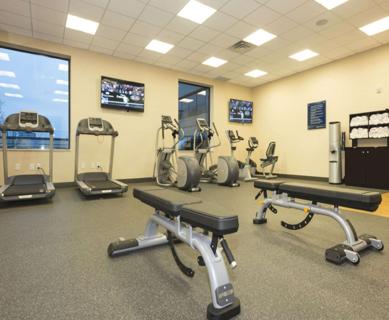 Hampton Inn & Suites Minneapolis University Area Hampton Inn & Suites Minneapolis University Area
