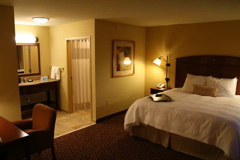 Hampton Inn & Suites Rochester-North Hampton Inn & Suites Rochester-North