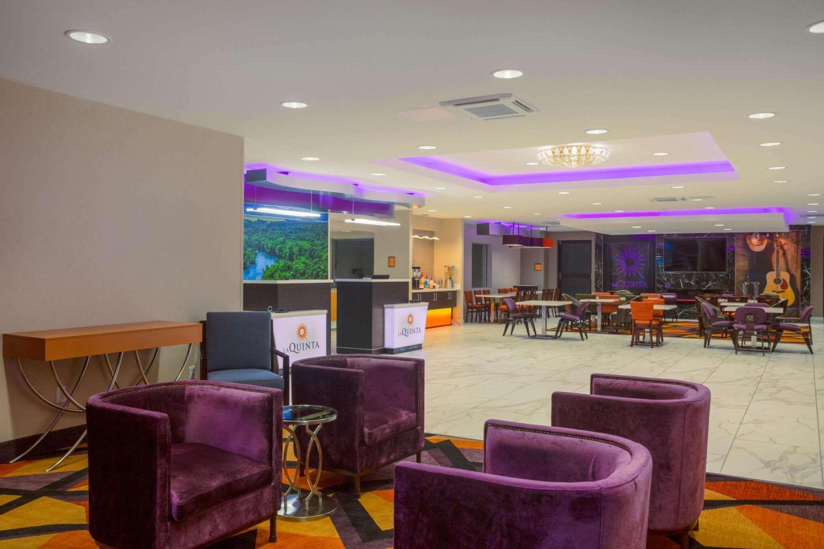 La Quinta Inn & Suites by Wyndham Branson La Quinta Inn & Suites by Wyndham Branson
