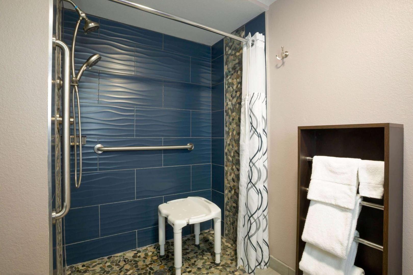La Quinta Inn & Suites by Wyndham Branson La Quinta Inn & Suites by Wyndham Branson