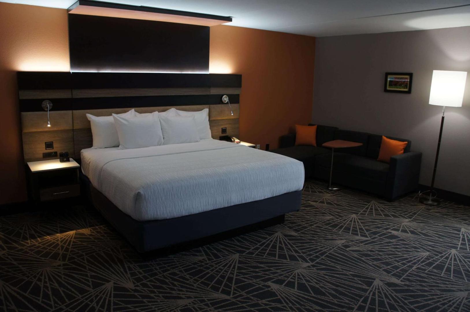 La Quinta Inn & Suites by Wyndham Branson La Quinta Inn & Suites by Wyndham Branson