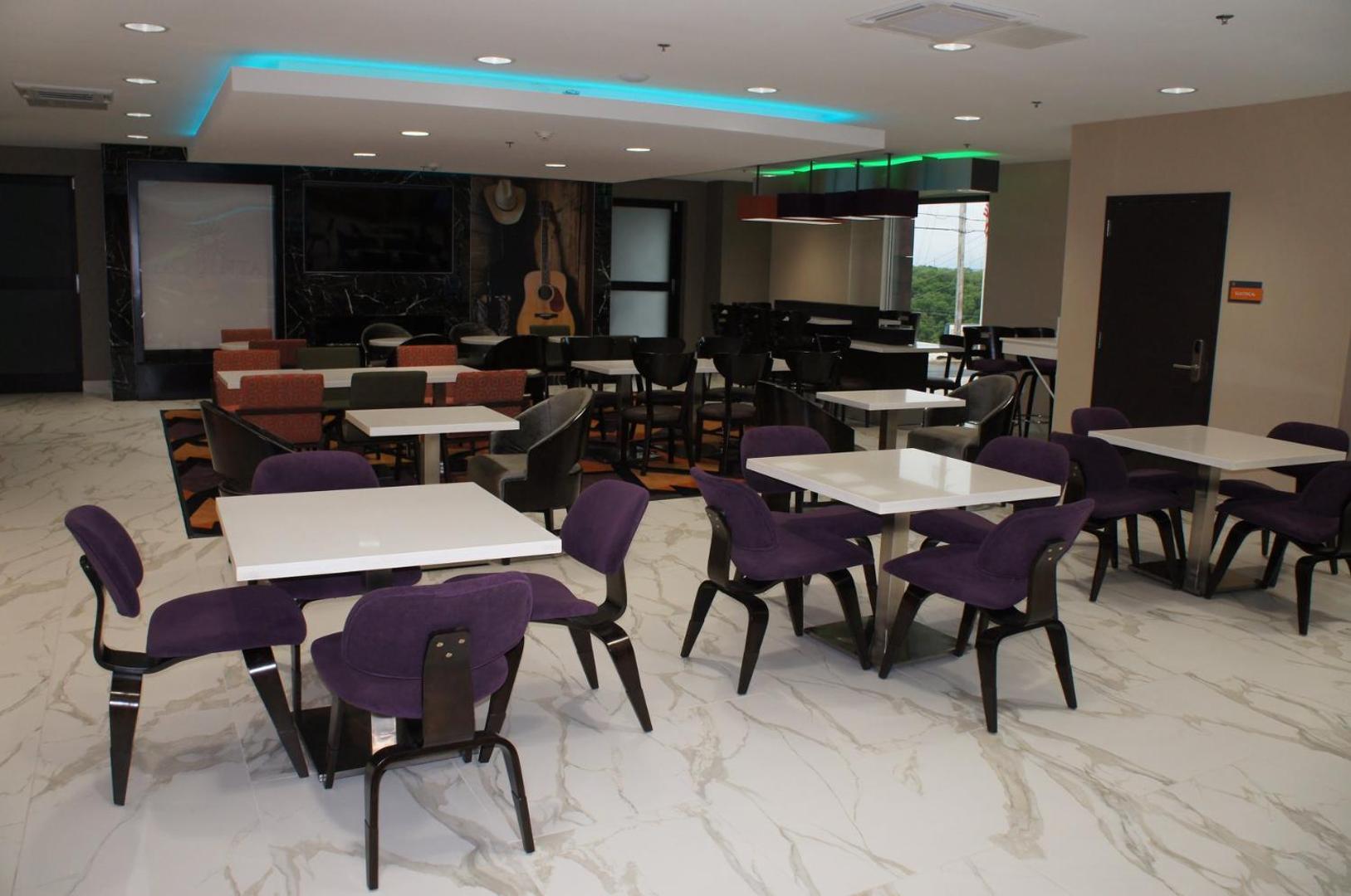 La Quinta Inn & Suites by Wyndham Branson La Quinta Inn & Suites by Wyndham Branson