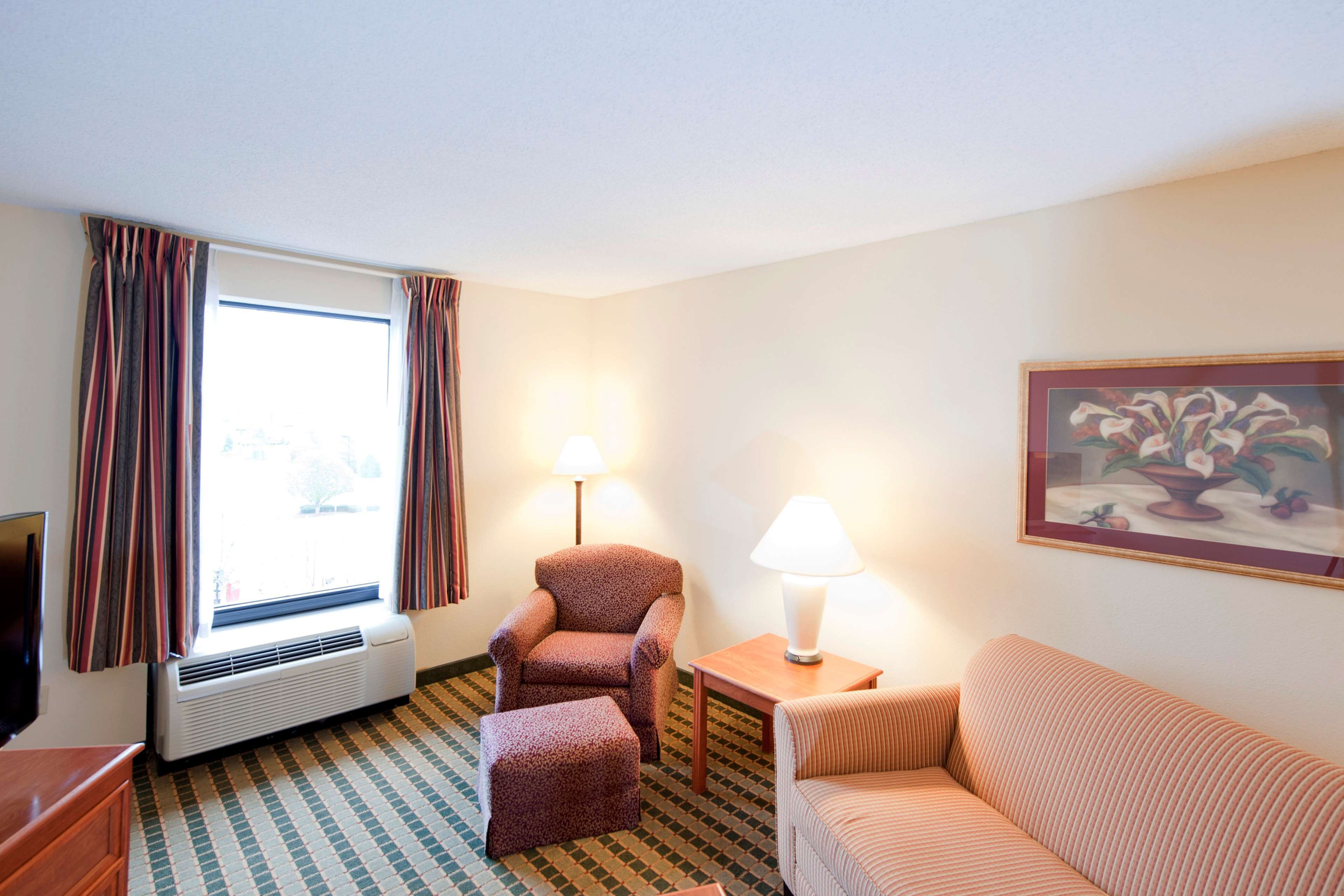 Hampton Inn & Suites St. Louis/Chesterfield Hampton Inn & Suites St. Louis/Chesterfield