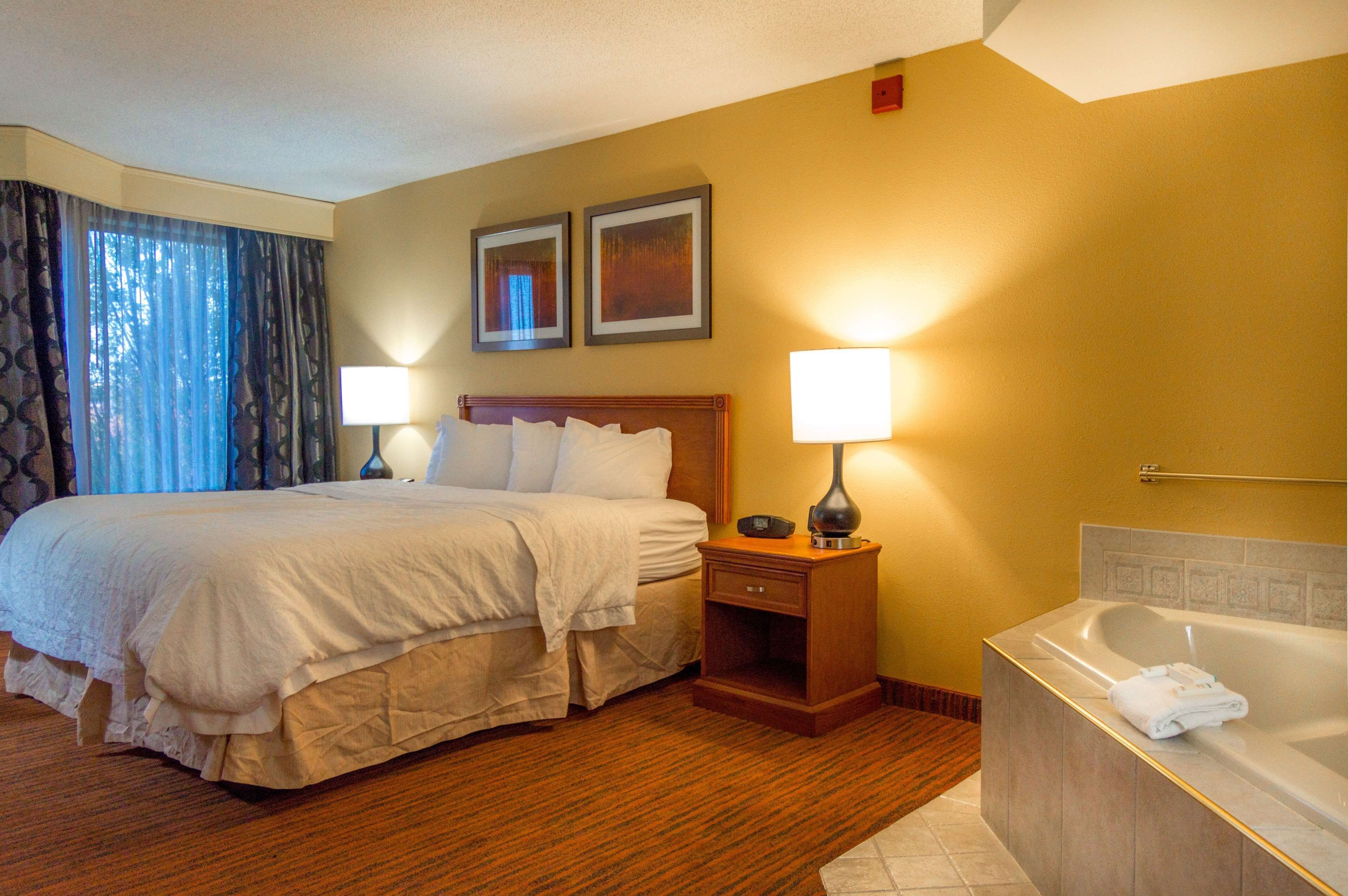 Hampton Inn & Suites St. Louis/Chesterfield Hampton Inn & Suites St. Louis/Chesterfield