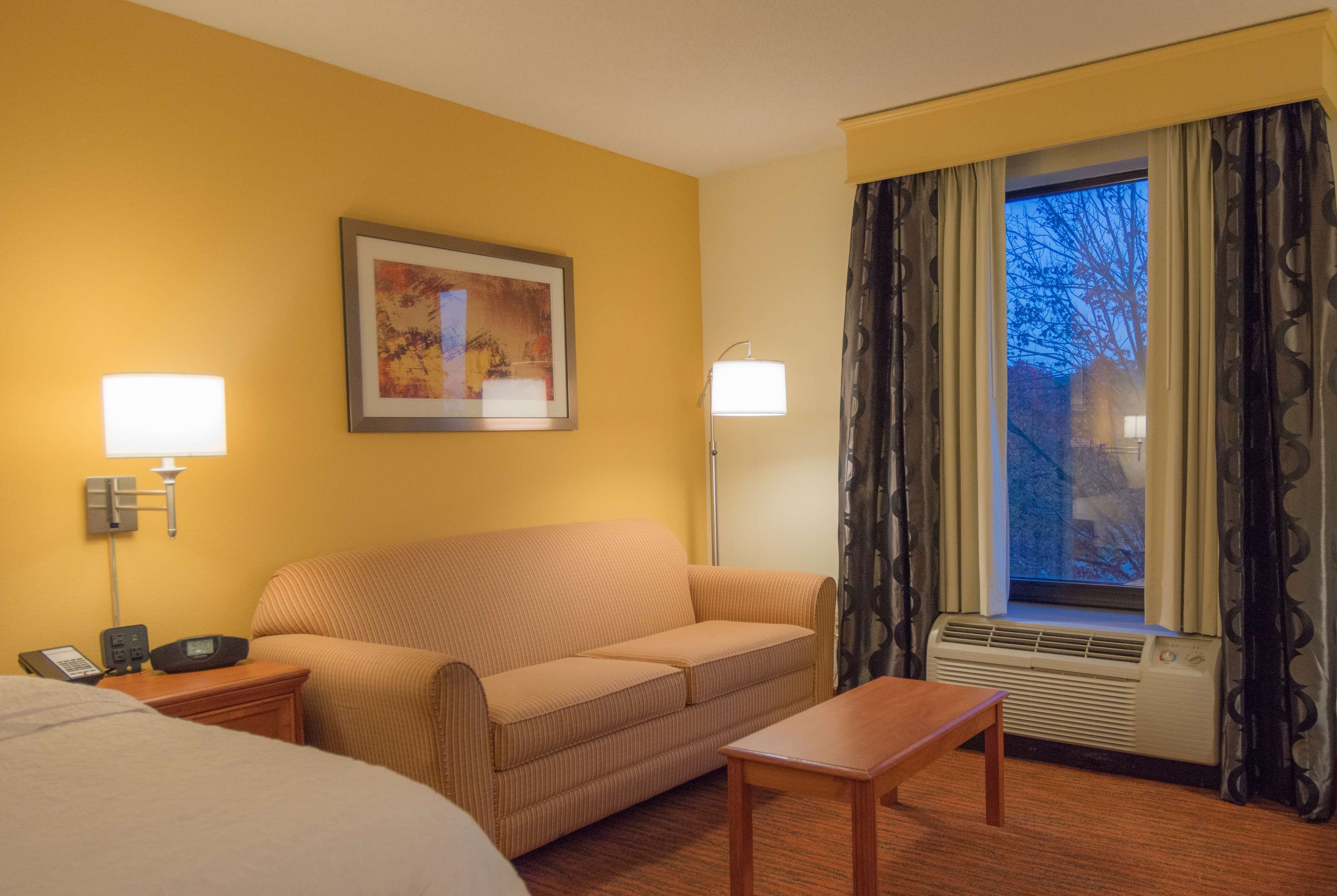 Hampton Inn & Suites St. Louis/Chesterfield Hampton Inn & Suites St. Louis/Chesterfield