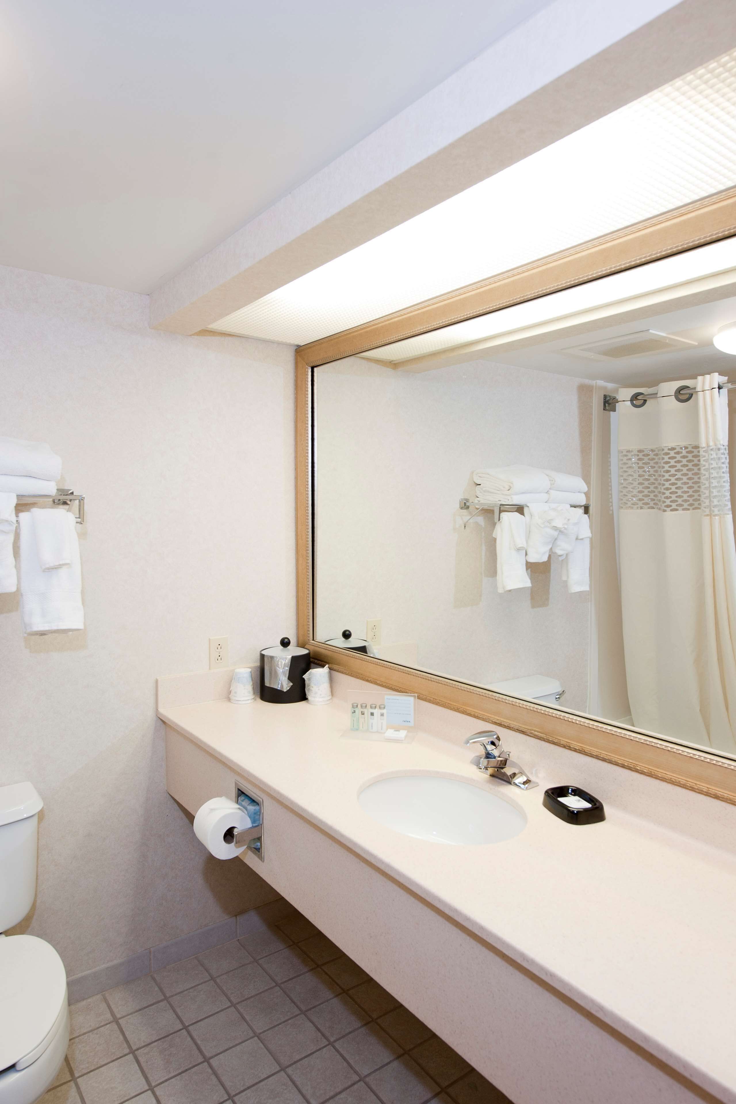 Hampton Inn & Suites St. Louis/Chesterfield Hampton Inn & Suites St. Louis/Chesterfield