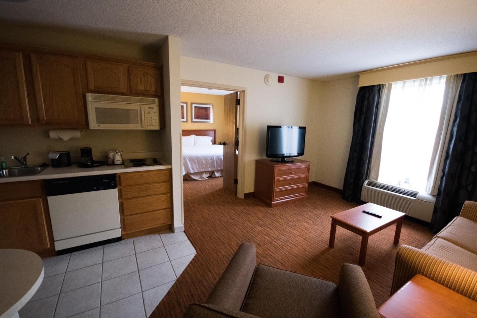 Hampton Inn & Suites St. Louis/Chesterfield Hampton Inn & Suites St. Louis/Chesterfield