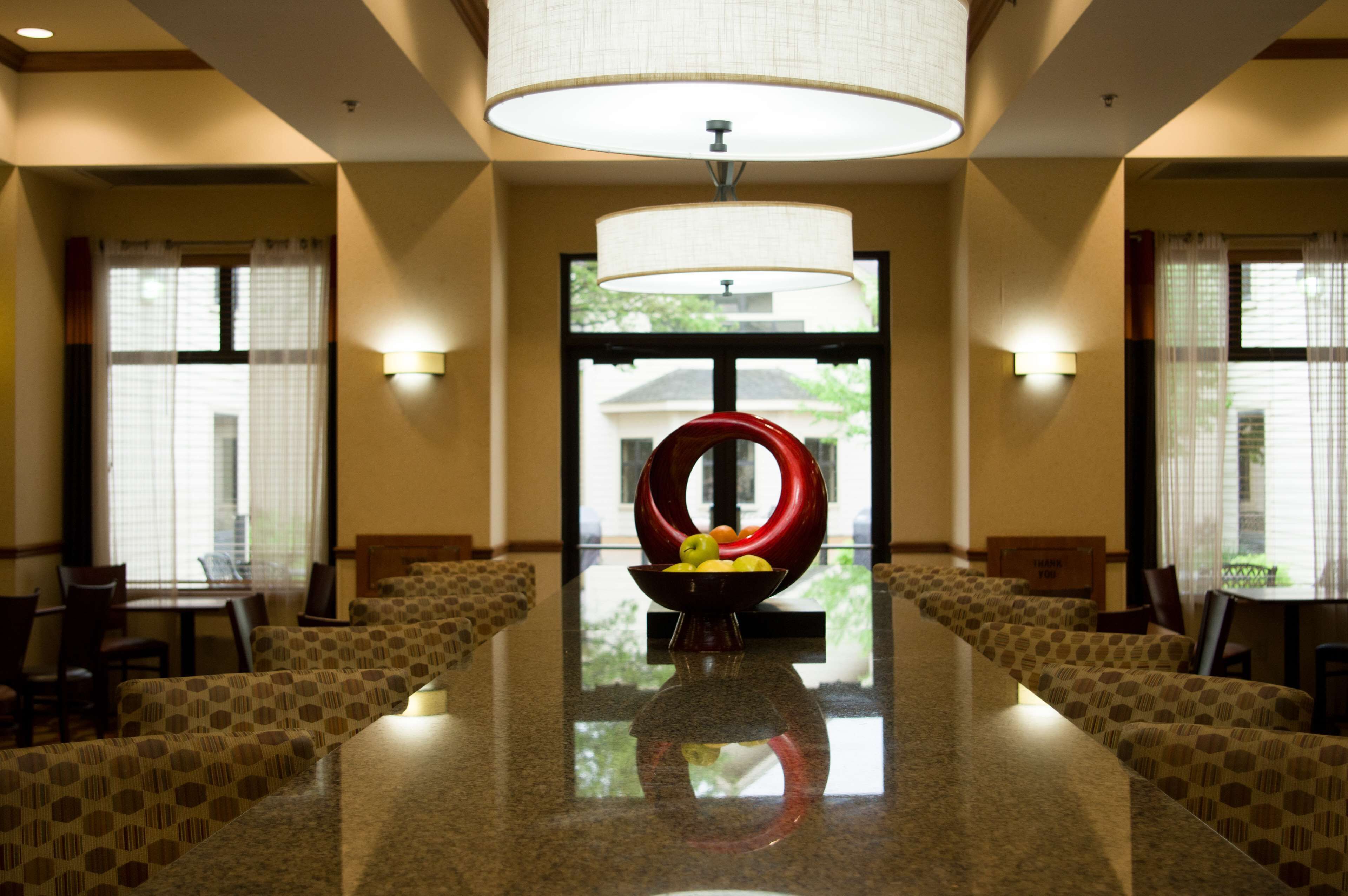 Hampton Inn & Suites St. Louis/Chesterfield Hampton Inn & Suites St. Louis/Chesterfield