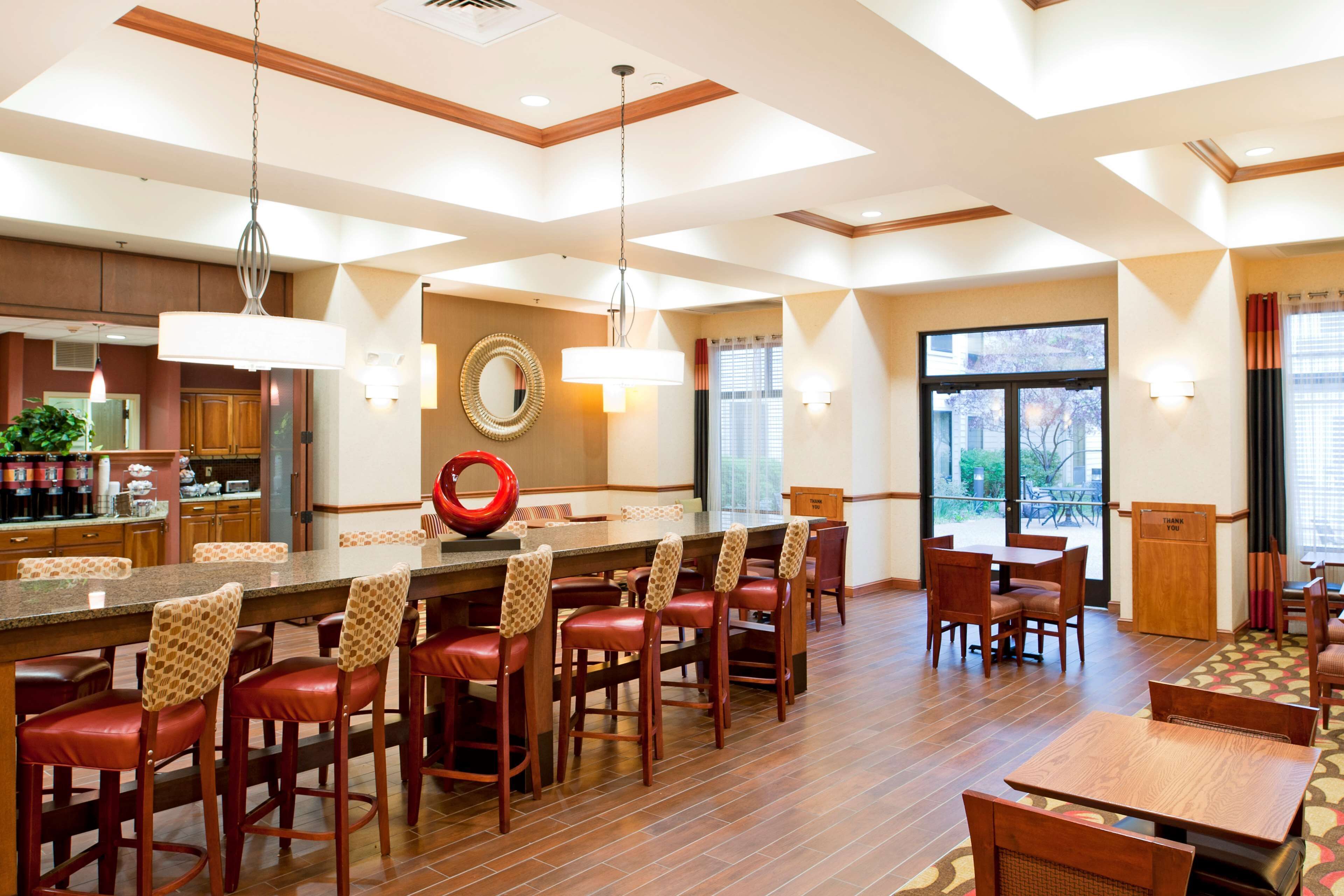 Hampton Inn & Suites St. Louis/Chesterfield Hampton Inn & Suites St. Louis/Chesterfield