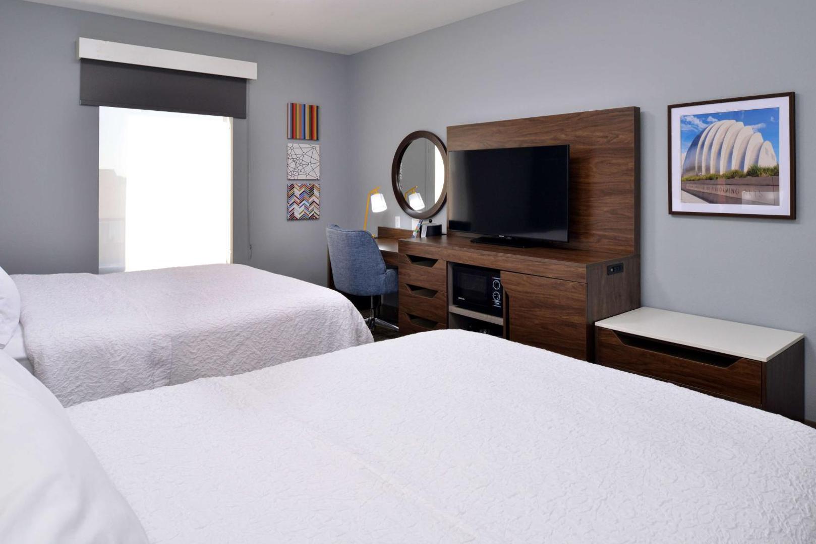 Hampton Inn Kansas City-Near Worlds of Fun Hampton Inn Kansas City-Near Worlds of Fun