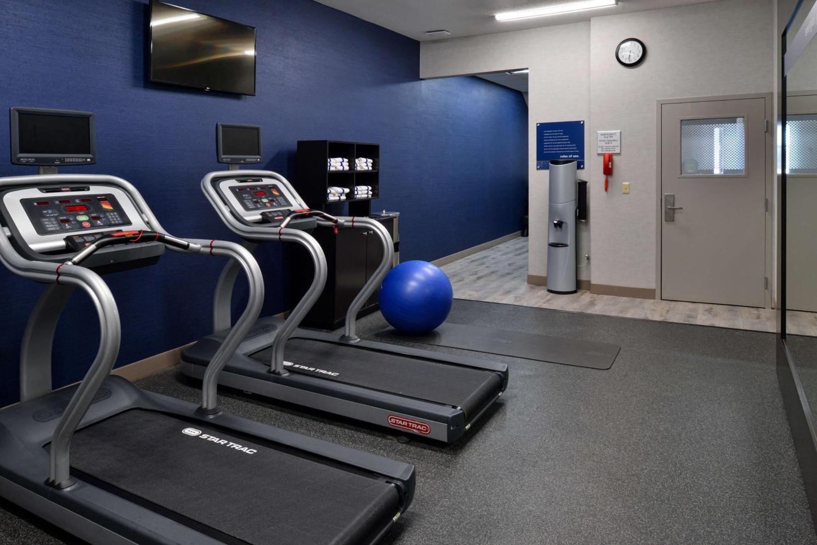 Hampton Inn Kansas City-Near Worlds of Fun Hampton Inn Kansas City-Near Worlds of Fun