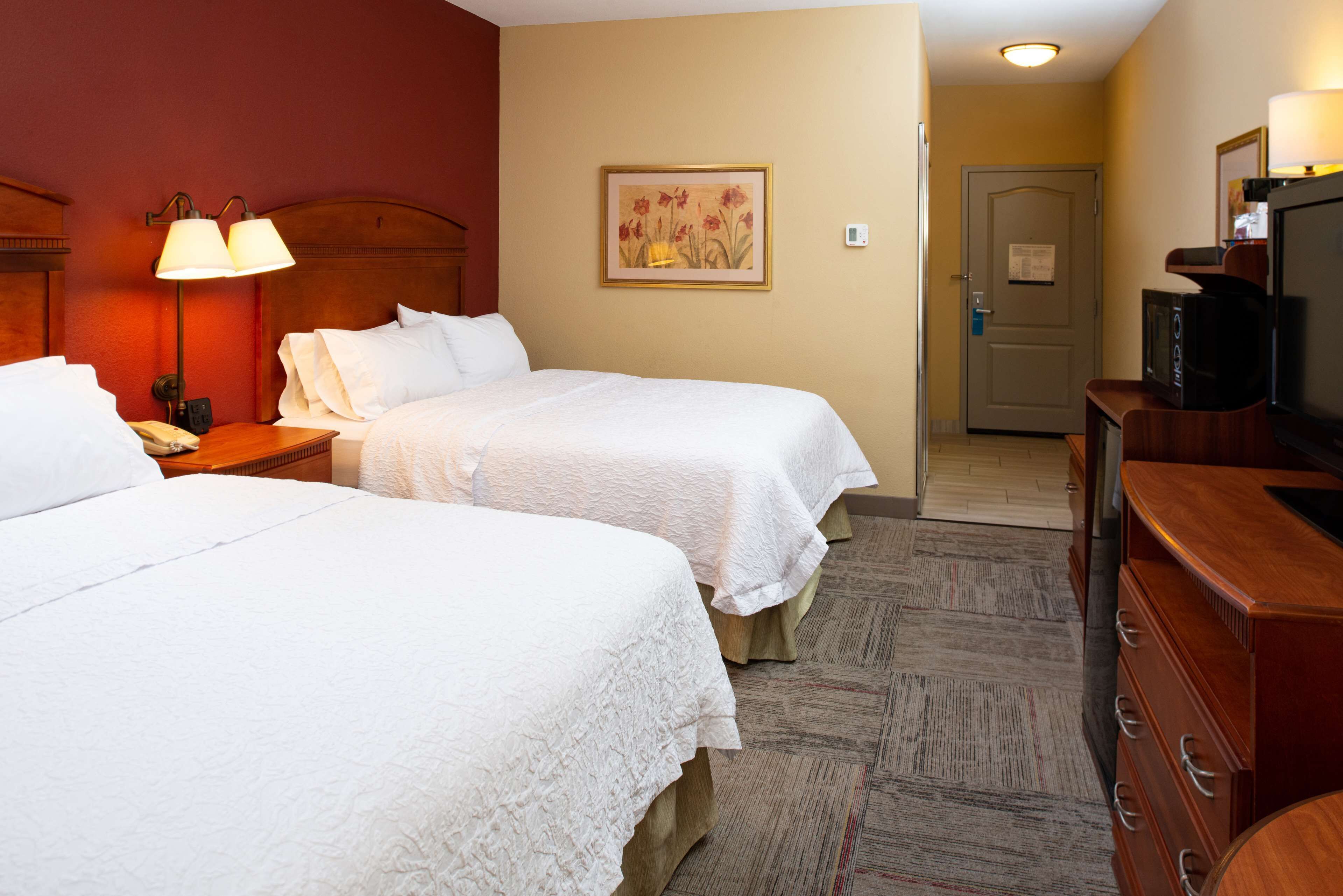 Hampton Inn Kansas City-Near Worlds of Fun Hampton Inn Kansas City-Near Worlds of Fun