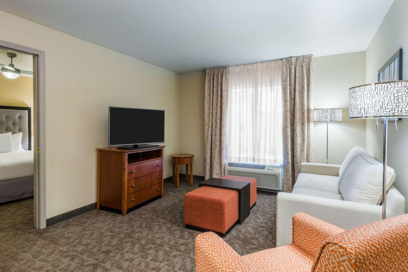 Larkspur Landing Extended Stay Suites St Louis Riverport Airport West