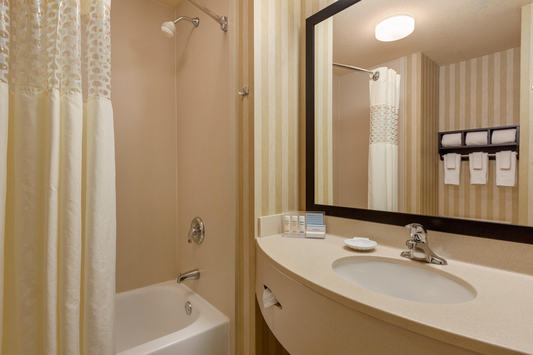 Hampton Inn St. Robert/Ft. Leonard Wood Hampton Inn St. Robert/Ft. Leonard Wood