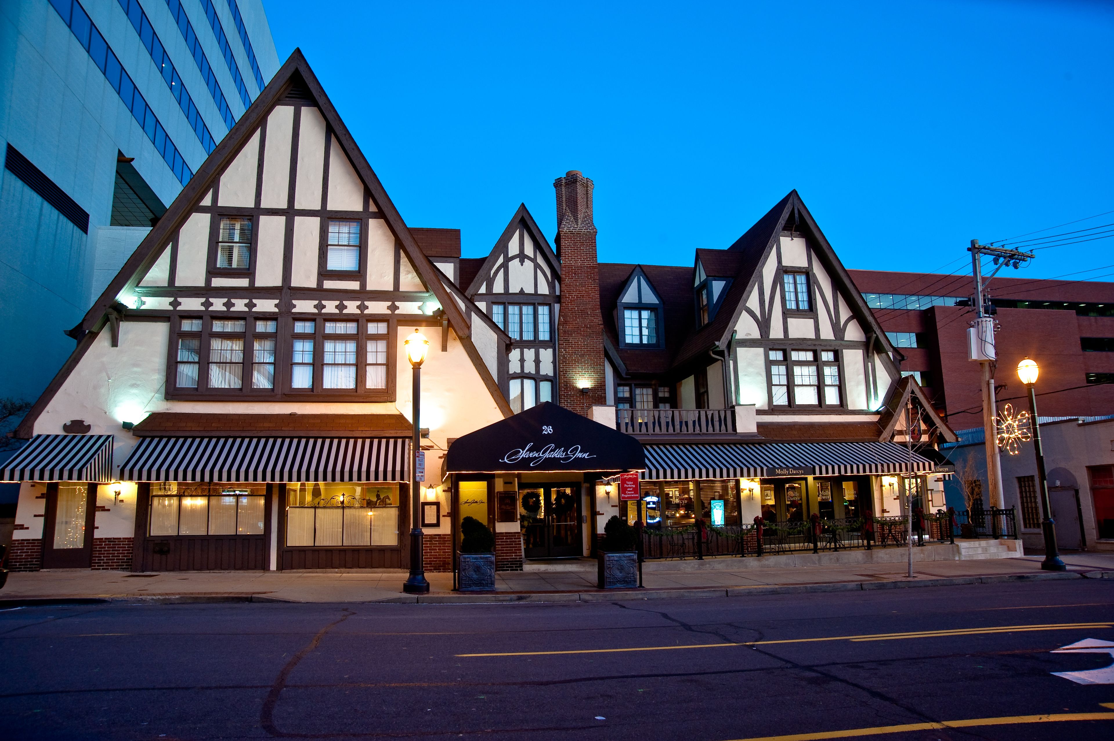 Seven Gables Inn Seven Gables Inn