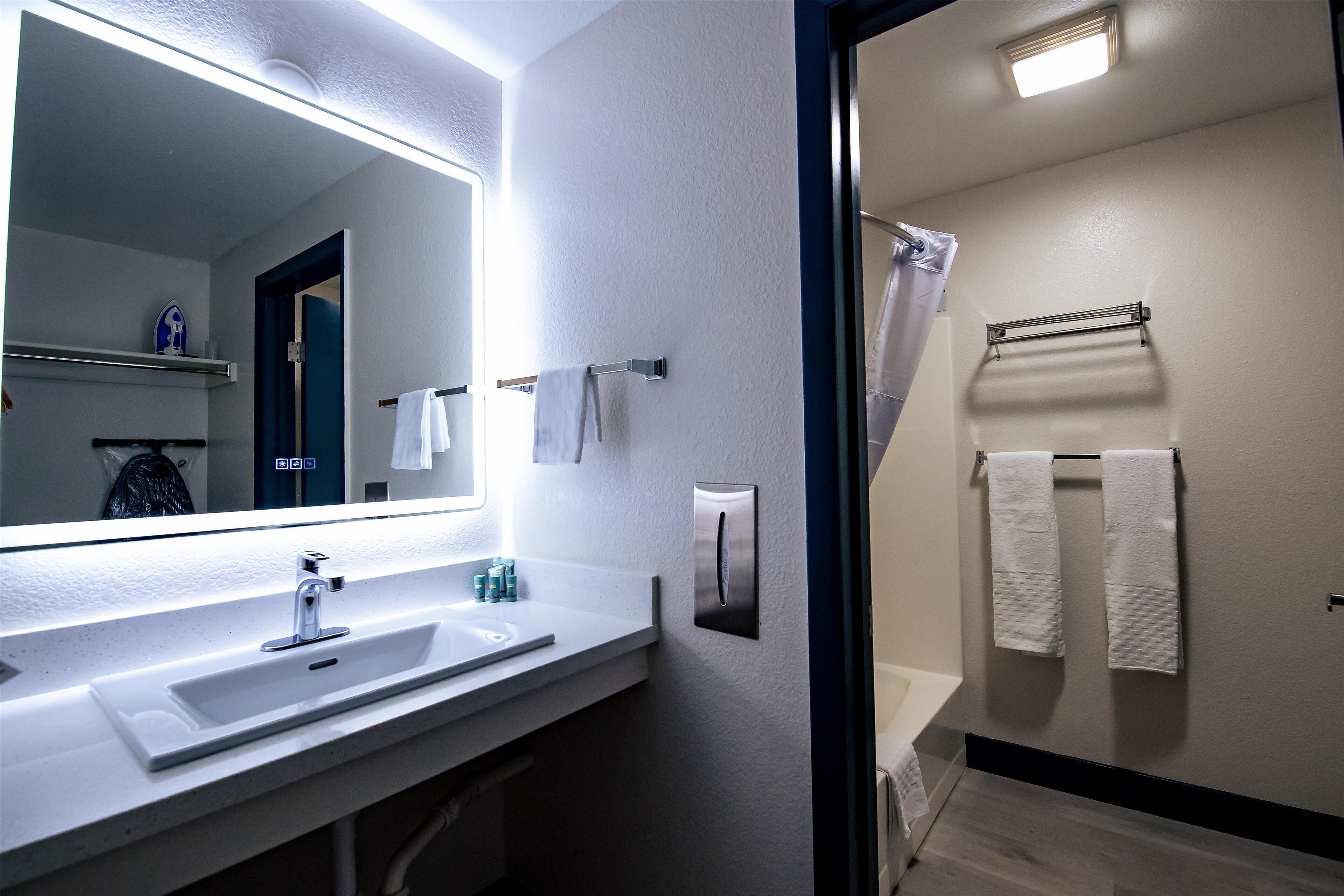 SureStay by Best Western Forsyth SureStay by Best Western Forsyth