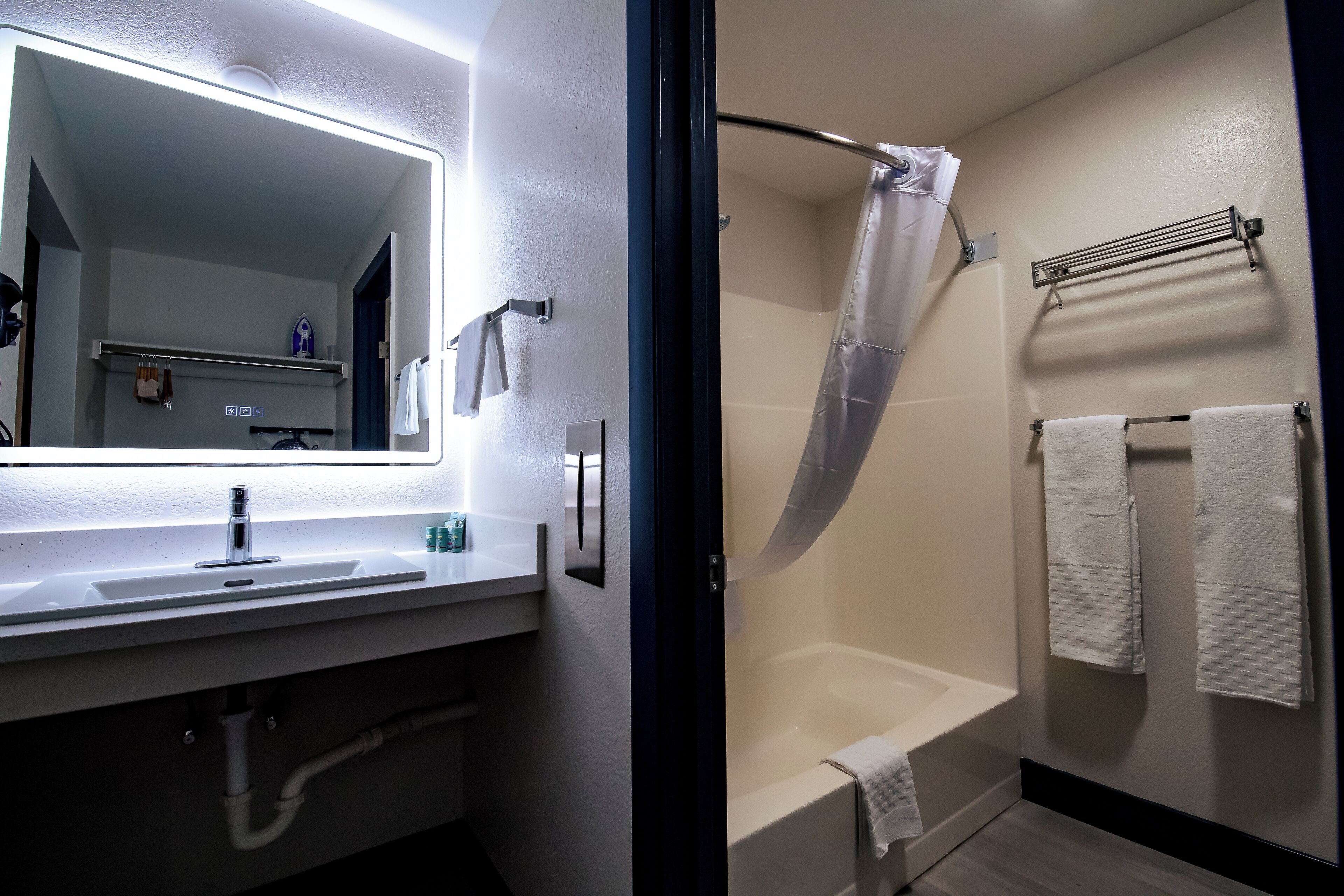 SureStay by Best Western Forsyth SureStay by Best Western Forsyth