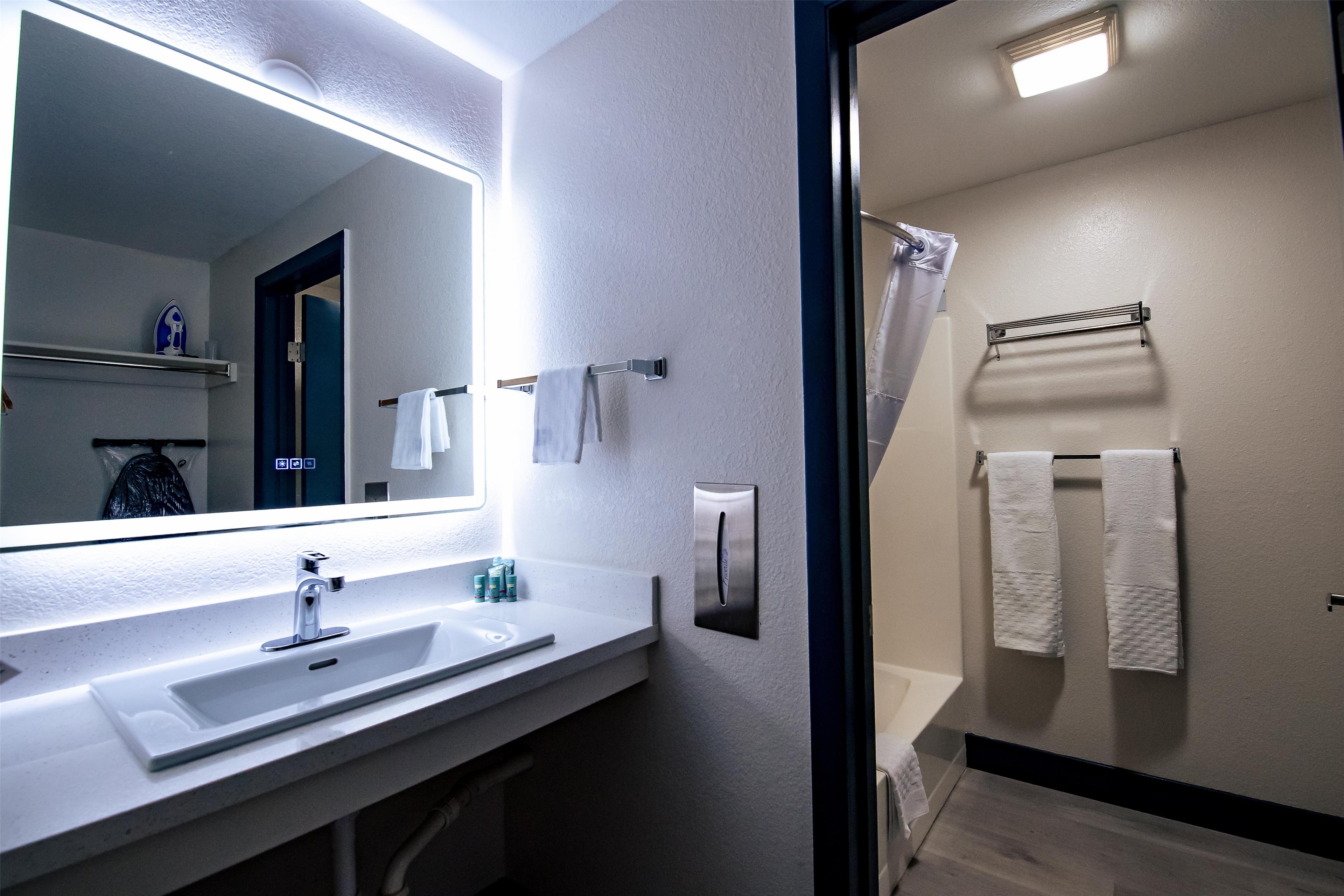 SureStay by Best Western Forsyth SureStay by Best Western Forsyth