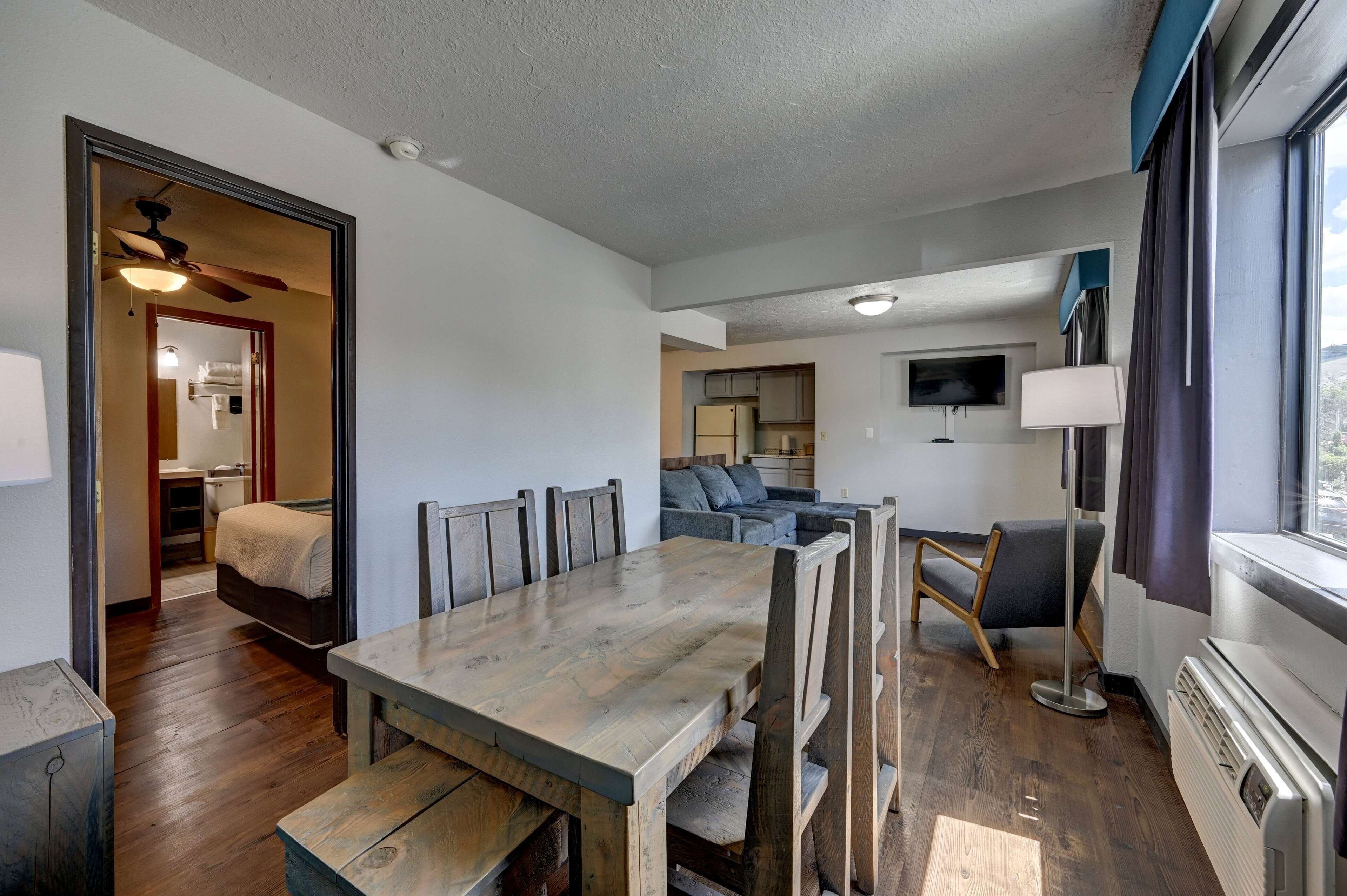 Super 8 by Wyndham Gardiner/Yellowstone Park Area Super 8 by Wyndham Gardiner/Yellowstone Park Area