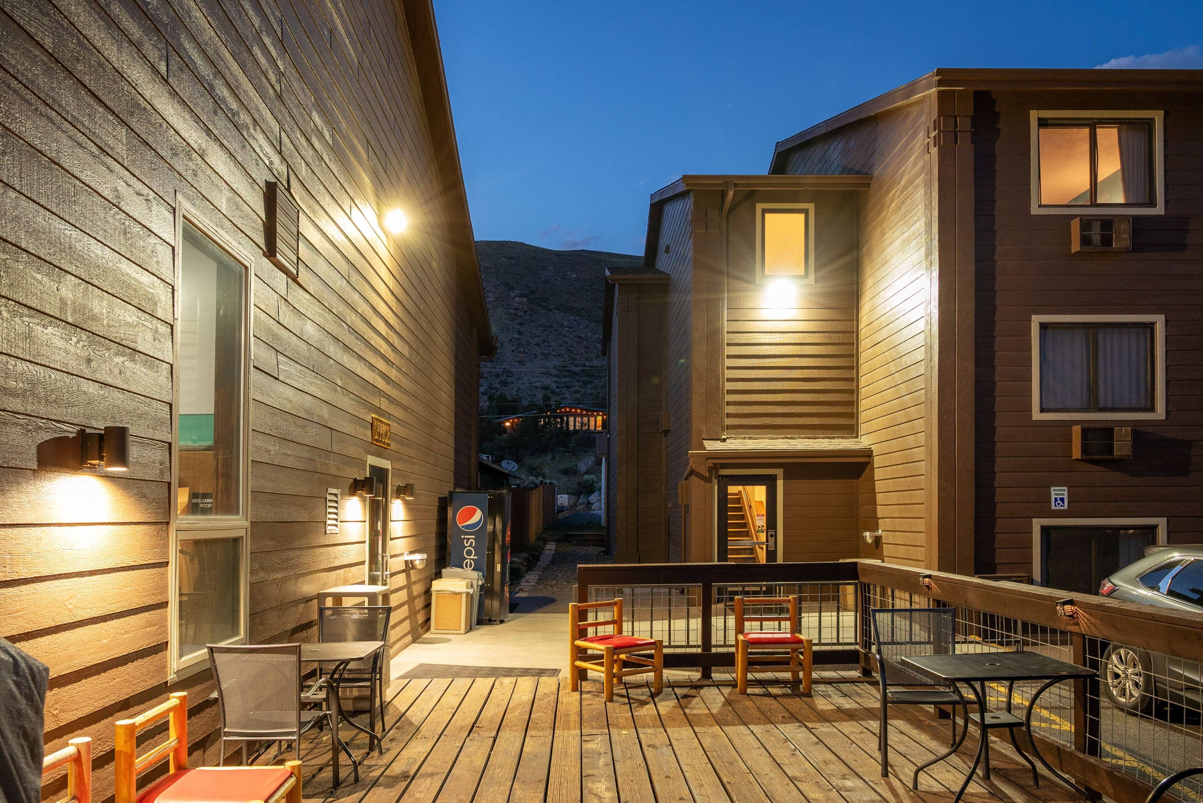 Super 8 by Wyndham Gardiner/Yellowstone Park Area Super 8 by Wyndham Gardiner/Yellowstone Park Area