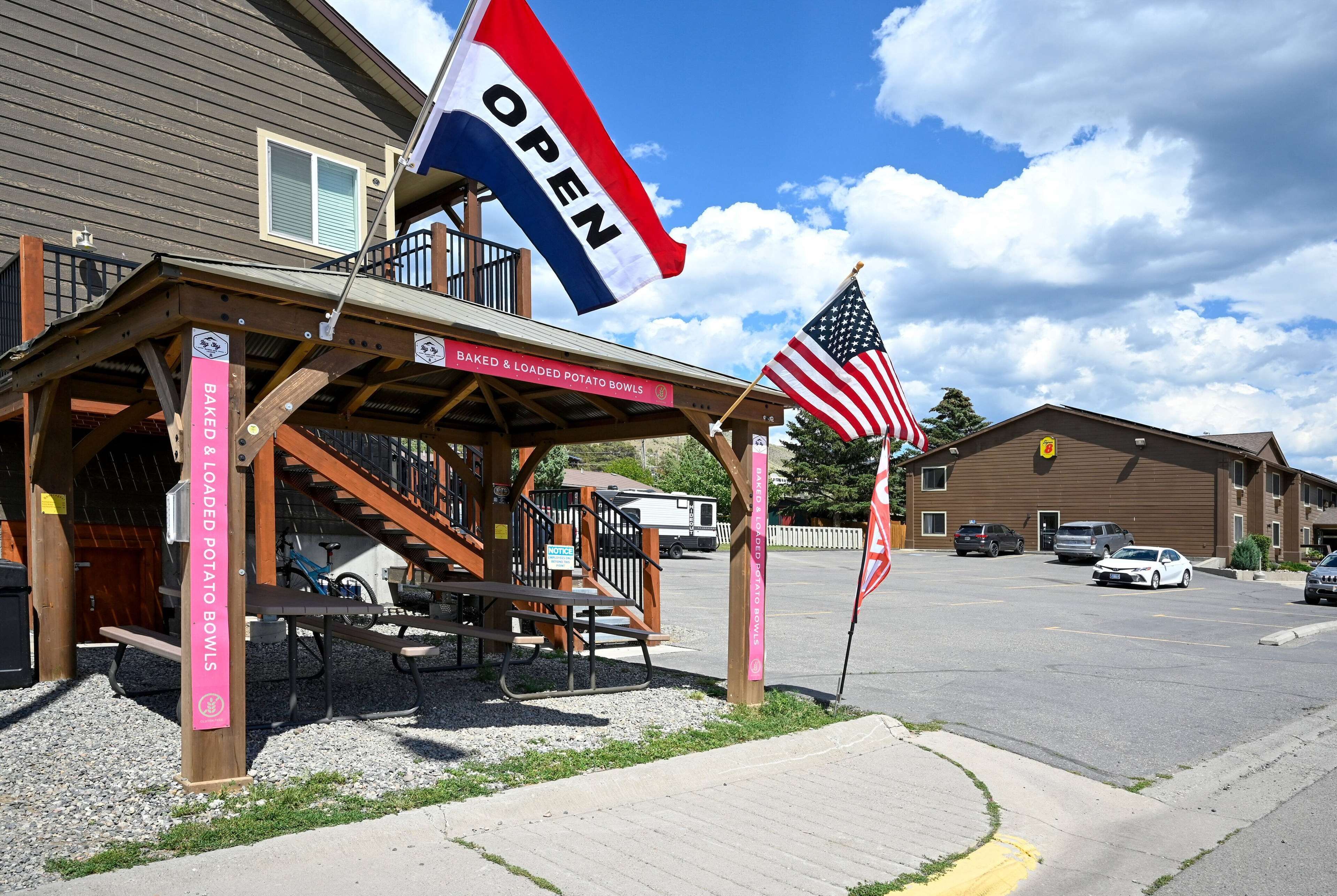 Super 8 by Wyndham Gardiner/Yellowstone Park Area Super 8 by Wyndham Gardiner/Yellowstone Park Area