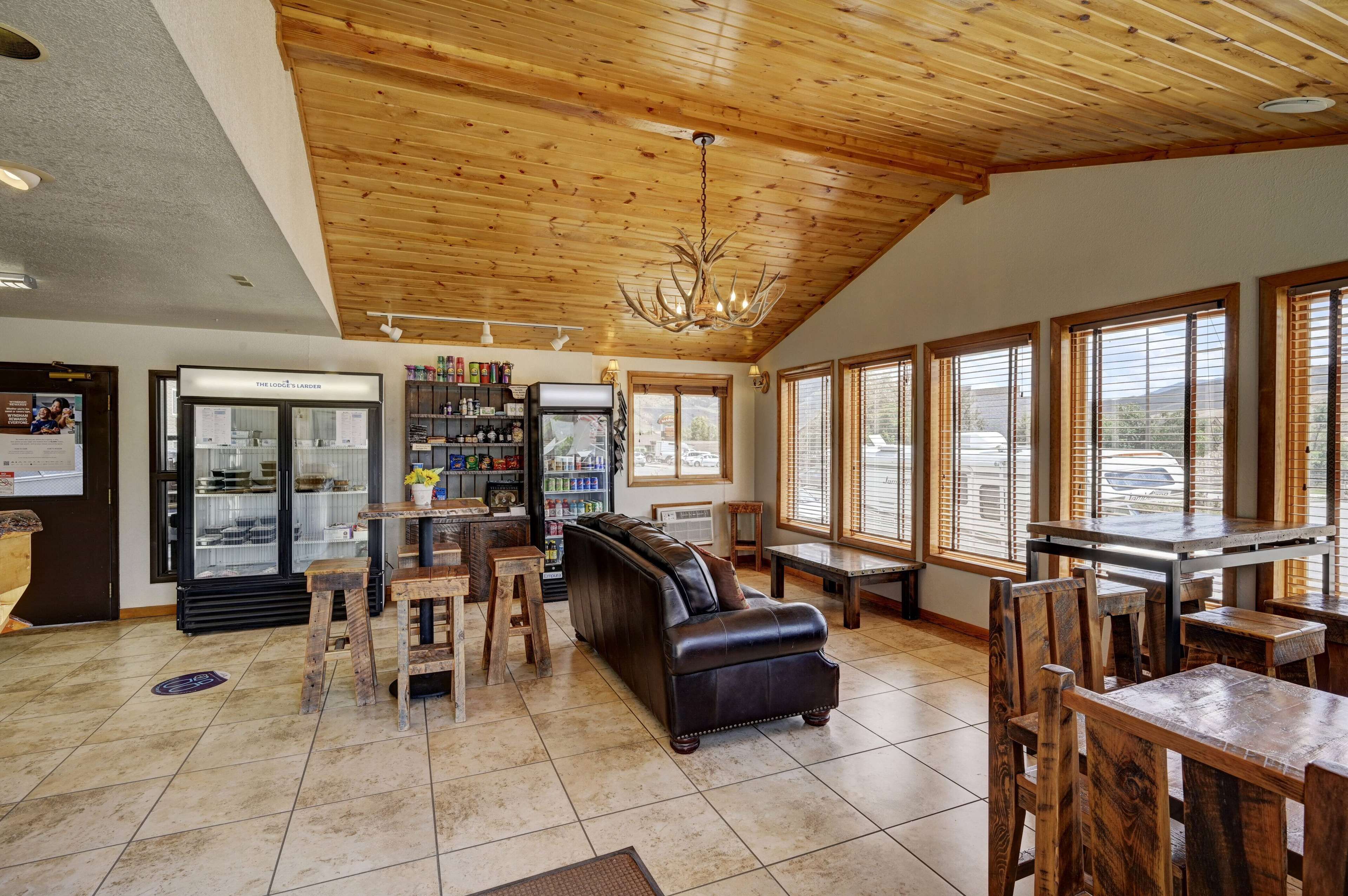 Super 8 by Wyndham Gardiner/Yellowstone Park Area Super 8 by Wyndham Gardiner/Yellowstone Park Area