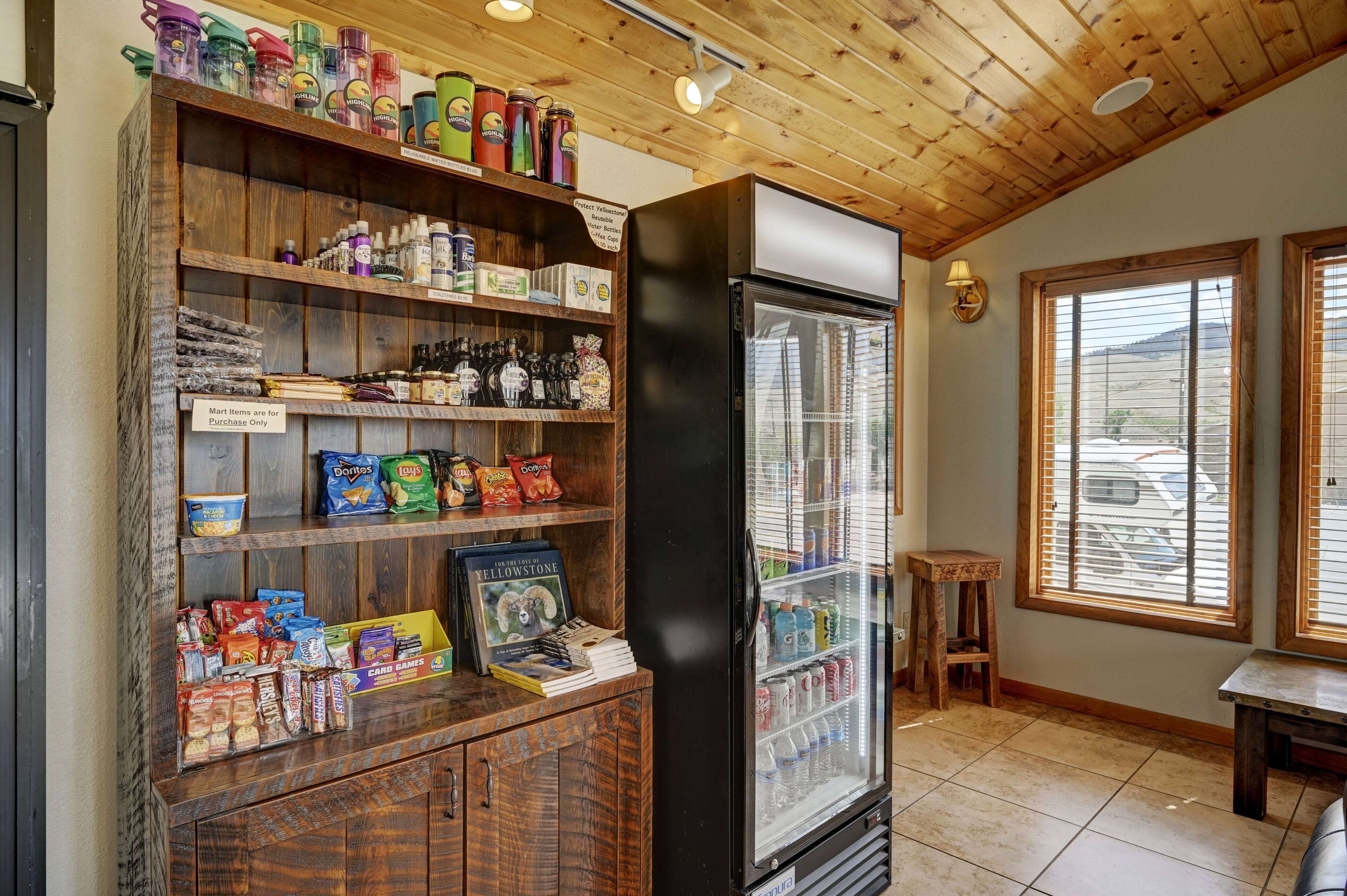 Super 8 by Wyndham Gardiner/Yellowstone Park Area Super 8 by Wyndham Gardiner/Yellowstone Park Area