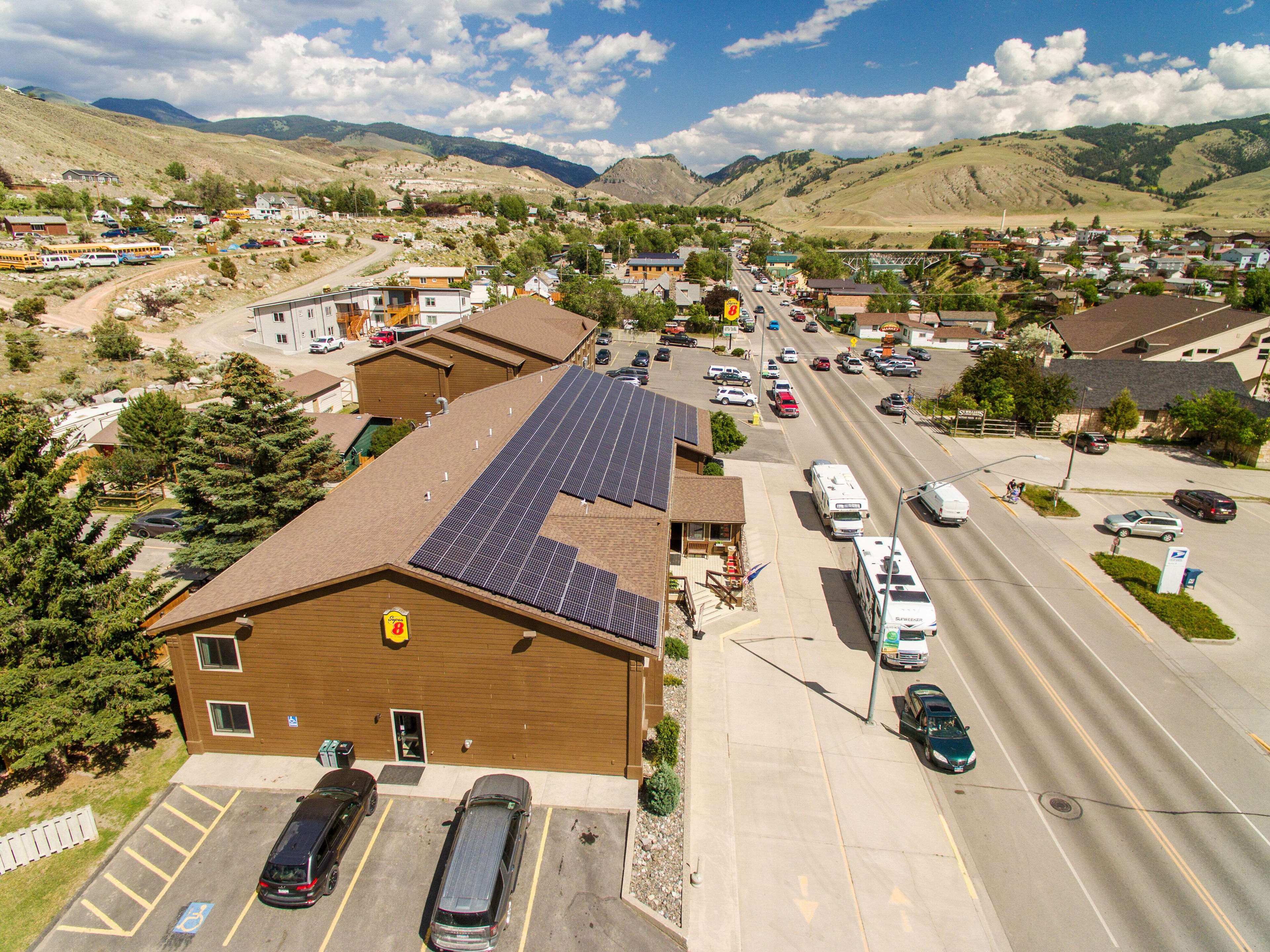 Super 8 by Wyndham Gardiner/Yellowstone Park Area Super 8 by Wyndham Gardiner/Yellowstone Park Area