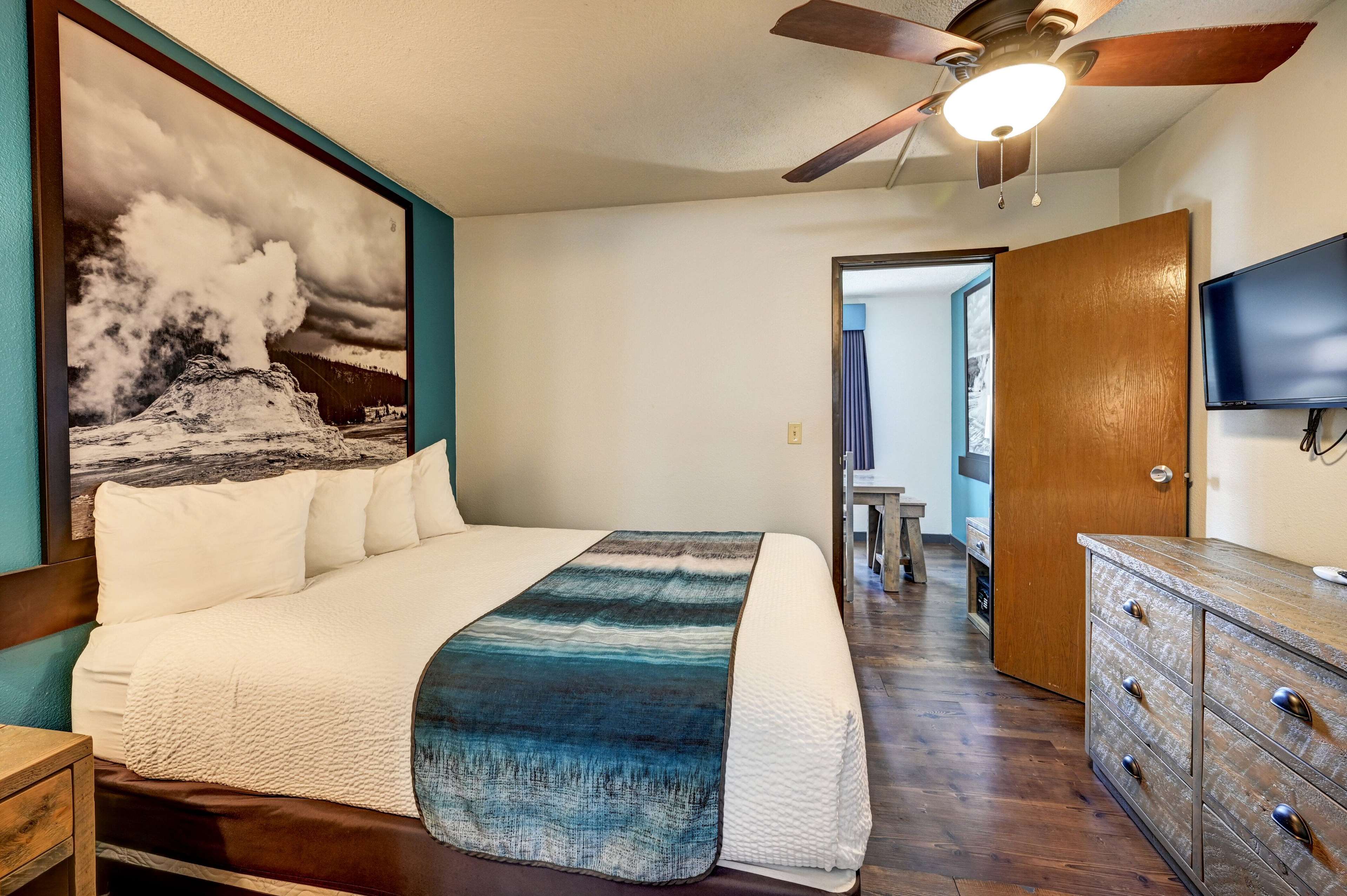 Super 8 by Wyndham Gardiner/Yellowstone Park Area Super 8 by Wyndham Gardiner/Yellowstone Park Area