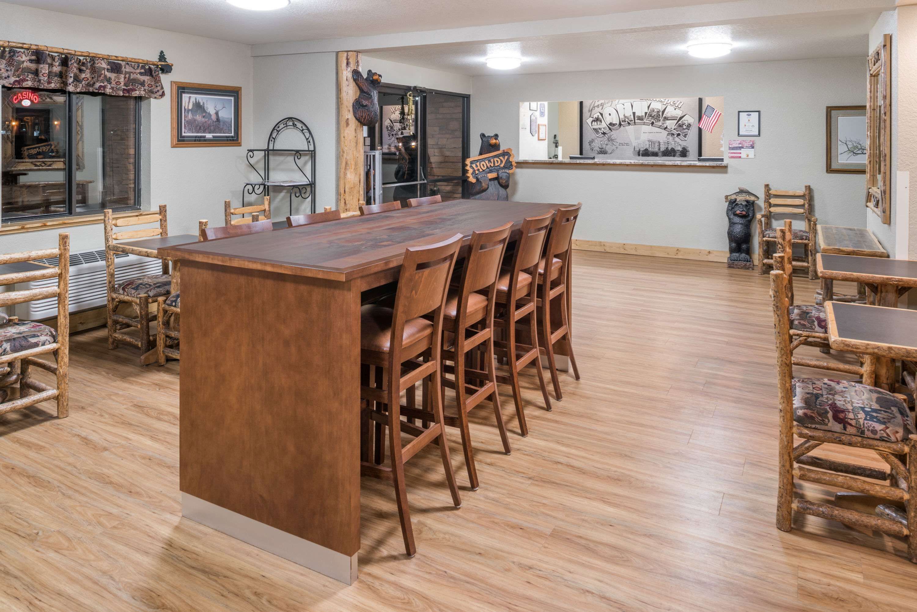 Super 8 by Wyndham Kalispell Glacier National Park Super 8 by Wyndham Kalispell Glacier National Park