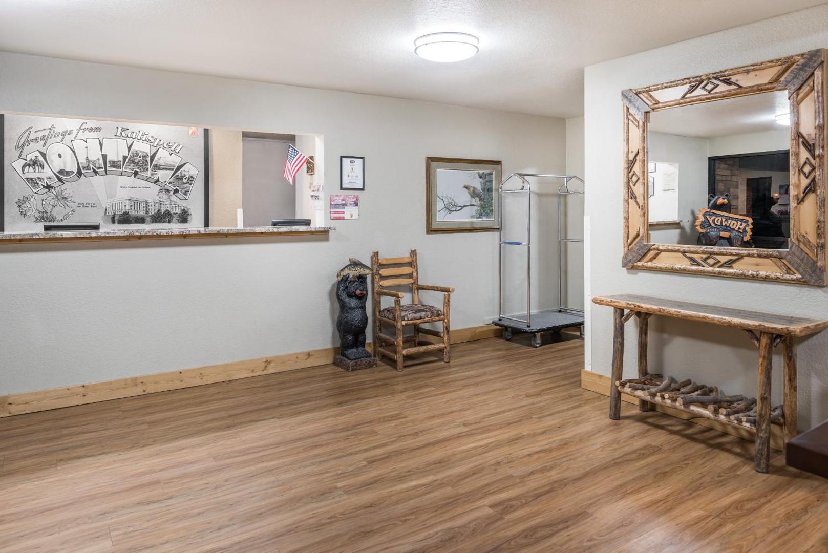 Super 8 by Wyndham Kalispell Glacier National Park Super 8 by Wyndham Kalispell Glacier National Park