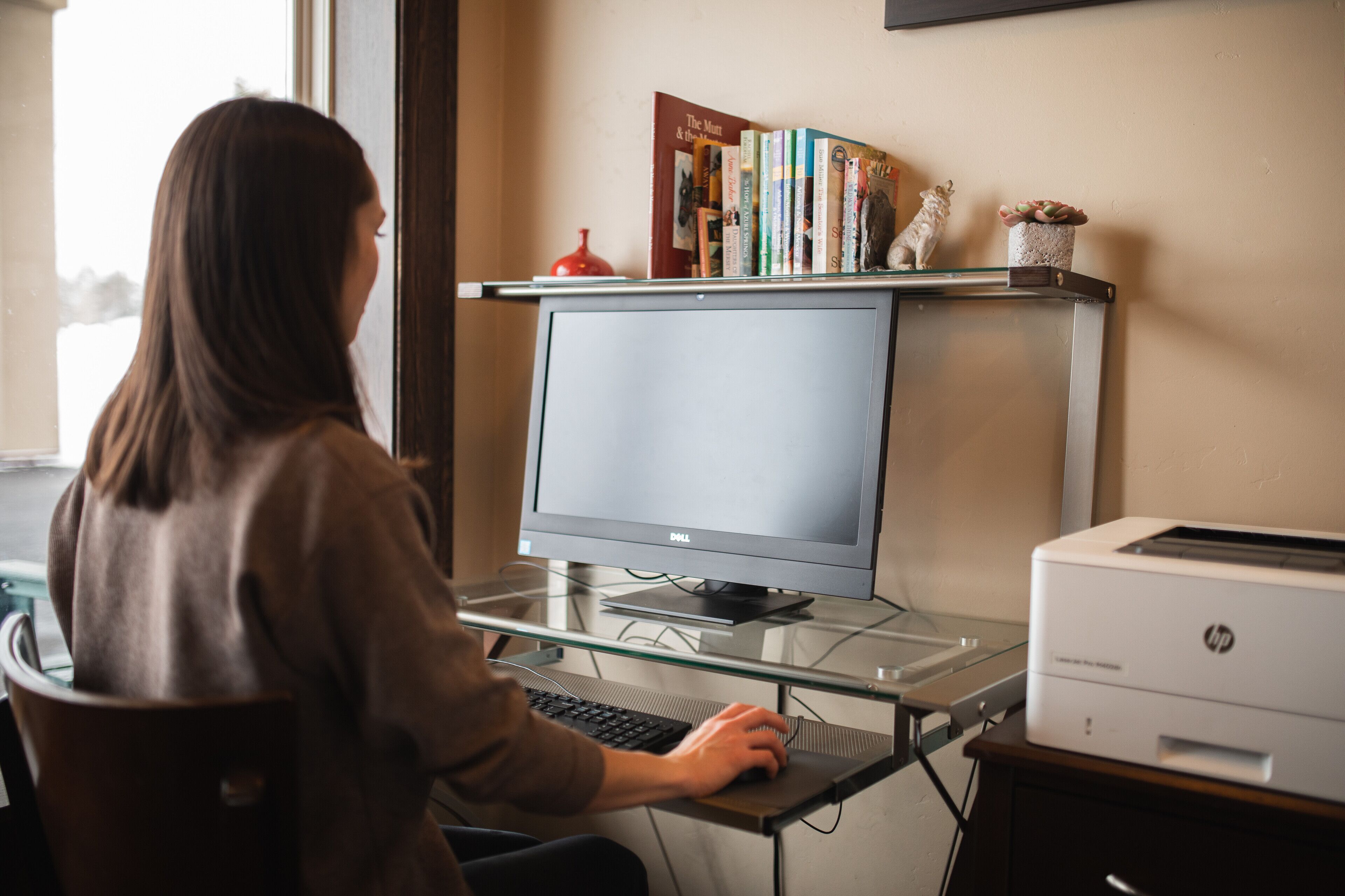 Gray Wolf Inn & Suites